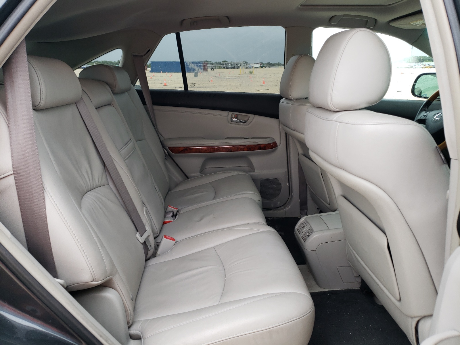 2T2GK31UX7C022014 2007 Lexus Rx 350