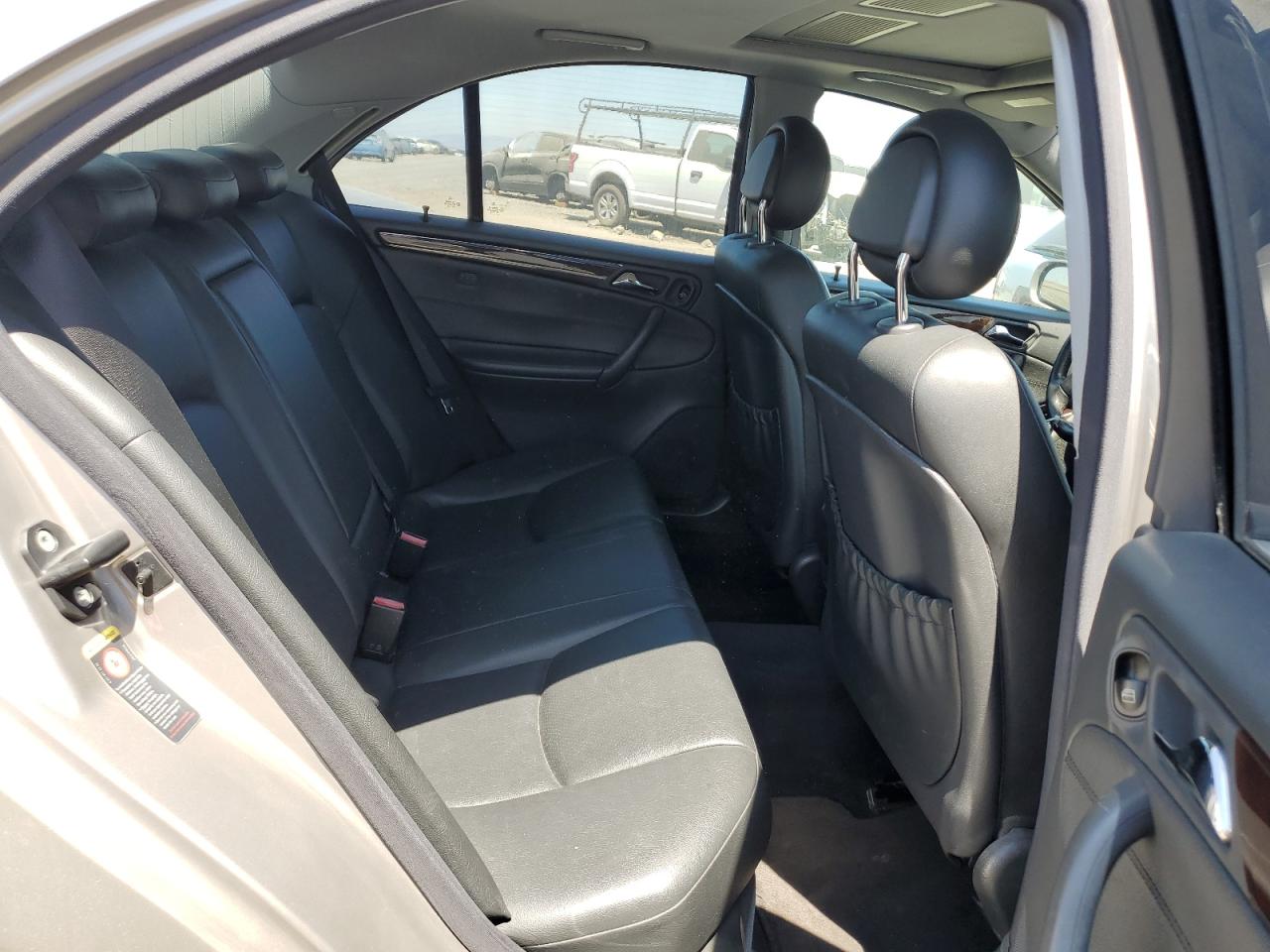 2004 Mercedes-Benz C 240 VIN: WDBRF61J84A583528 Lot: 66351264