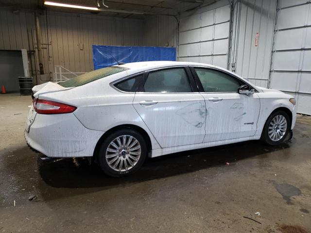 Седаны FORD FUSION 2013 Белы