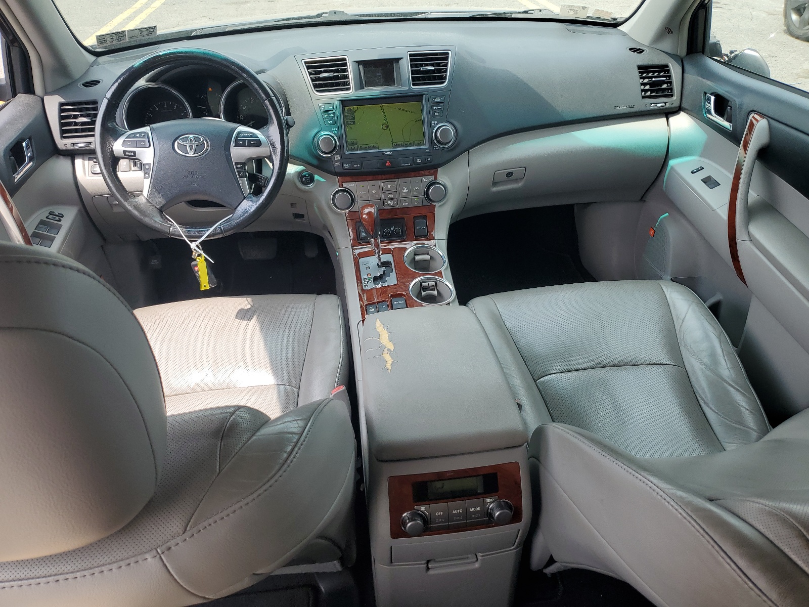 5TDDK3EH9BS068499 2011 Toyota Highlander Limited