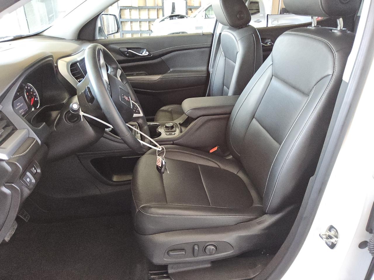 2023 GMC Acadia Slt VIN: 1GKKNML48PZ174330 Lot: 67566434