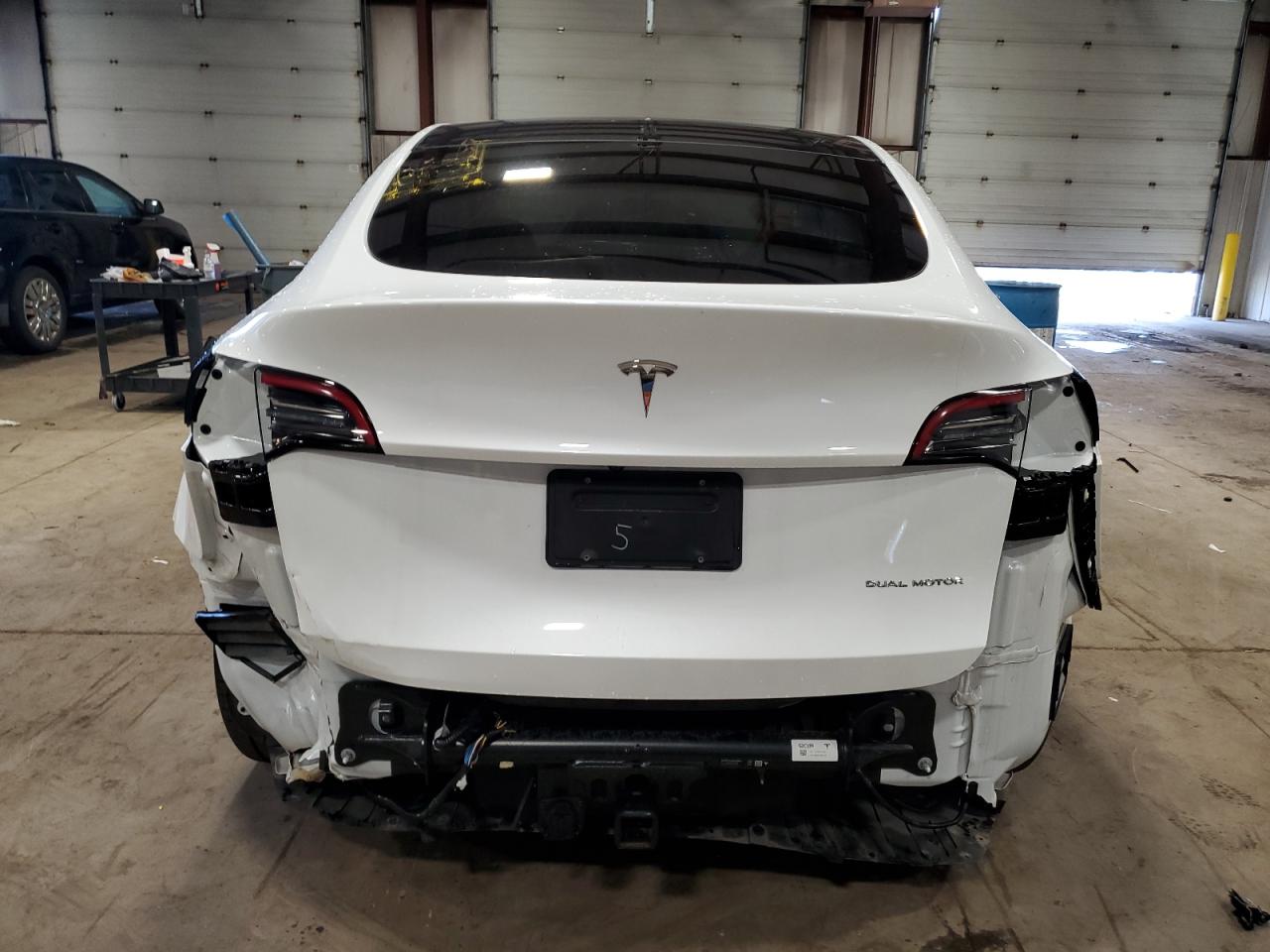 2023 Tesla Model Y VIN: 7SAYGDEE8PF783223 Lot: 67960974