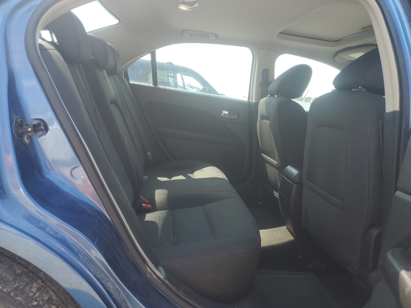 3FAHP0HA6AR216132 2010 Ford Fusion Se