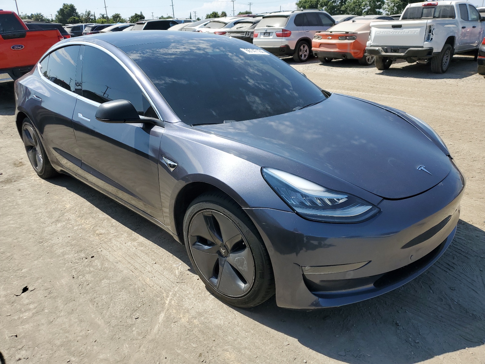 2020 Tesla Model 3 vin: 5YJ3E1EB1LF639122