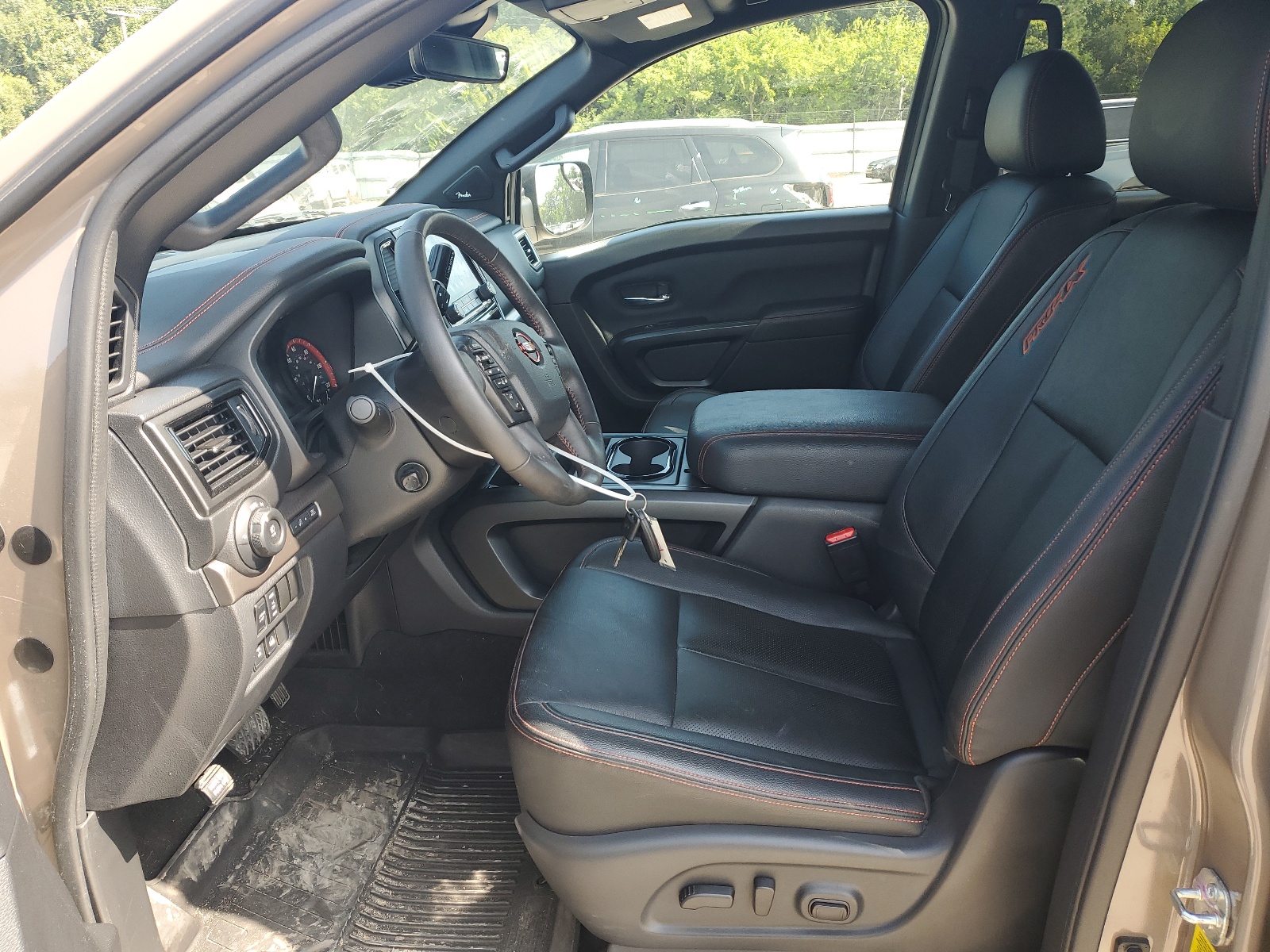 1N6AA1ED6PN106403 2023 Nissan Titan Sv