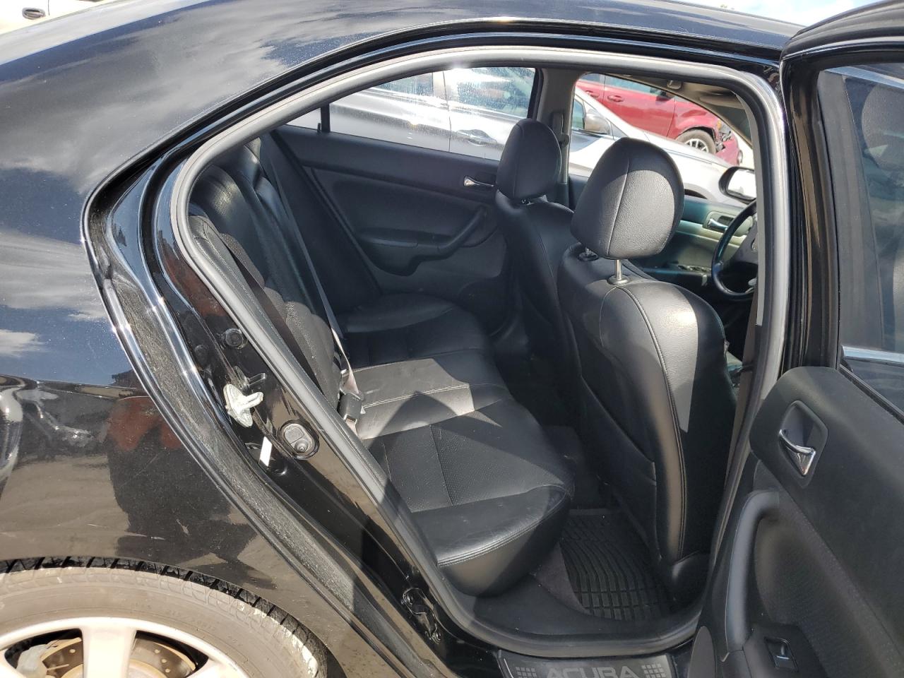 2004 Acura TSX - Image 11