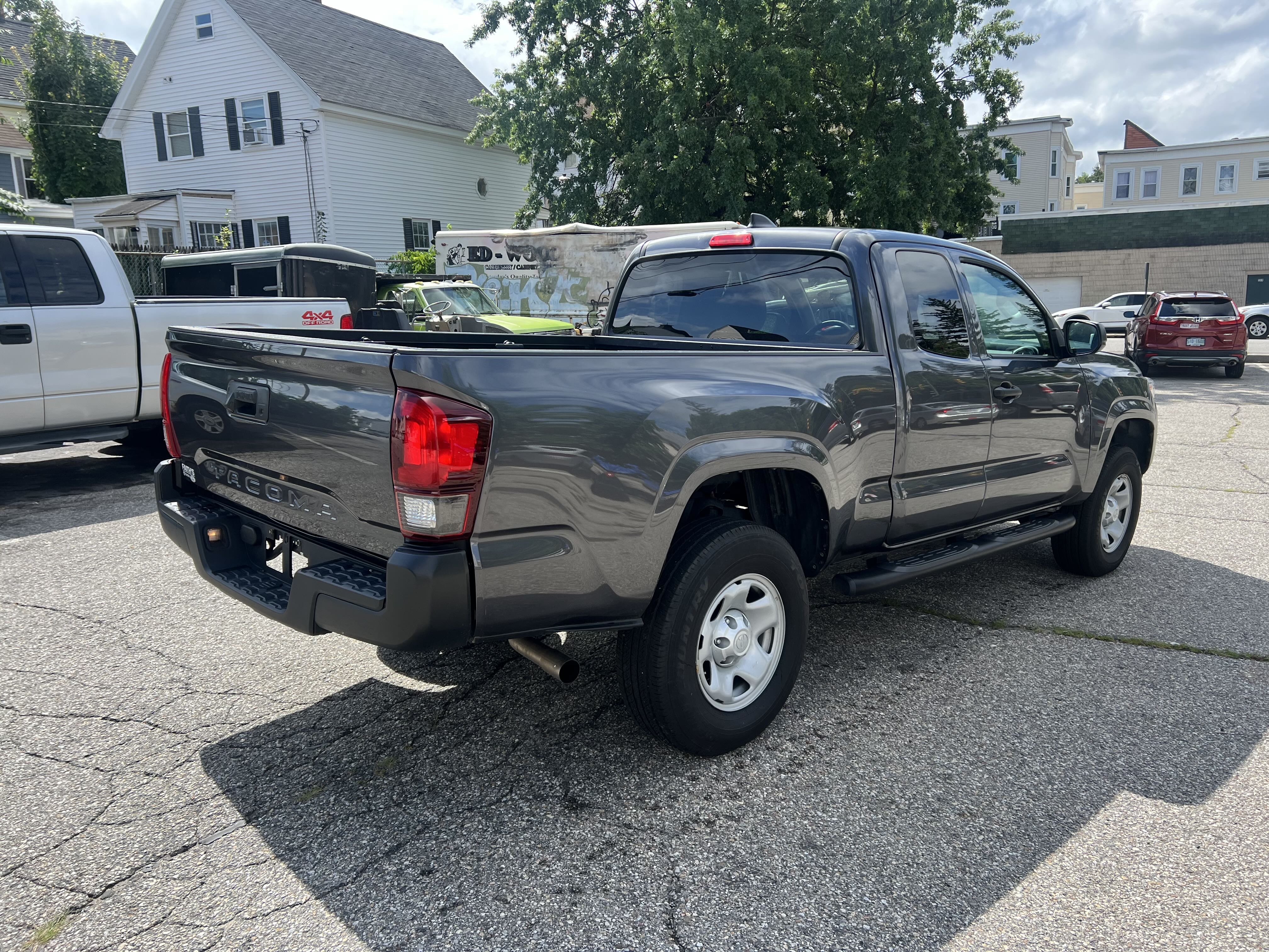 2022 Toyota Tacoma Access Cab vin: 3TYRX5GN8NT038523