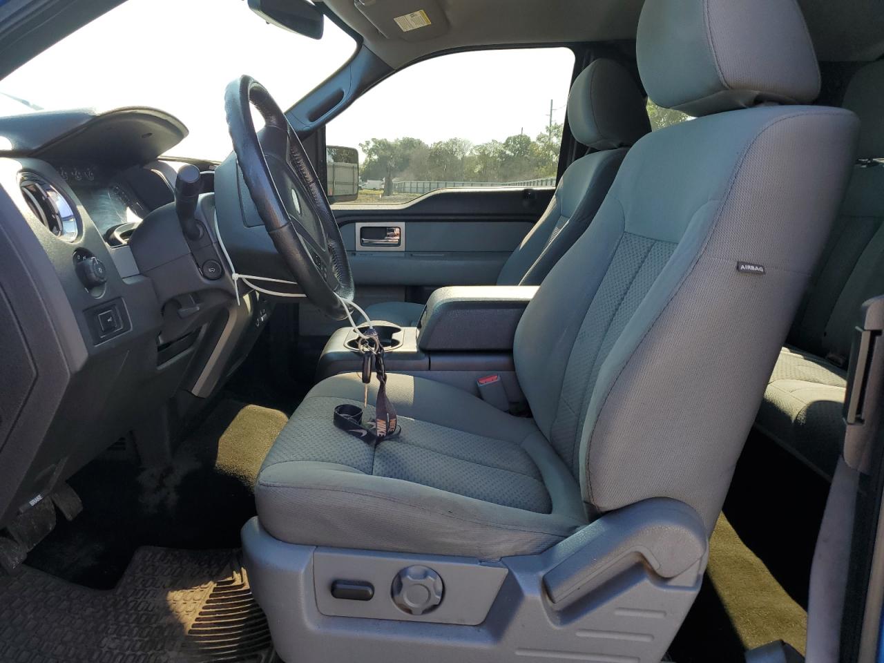 2011 Ford F150 Super Cab VIN: 1FTFX1EF6BFC34037 Lot: 67853684