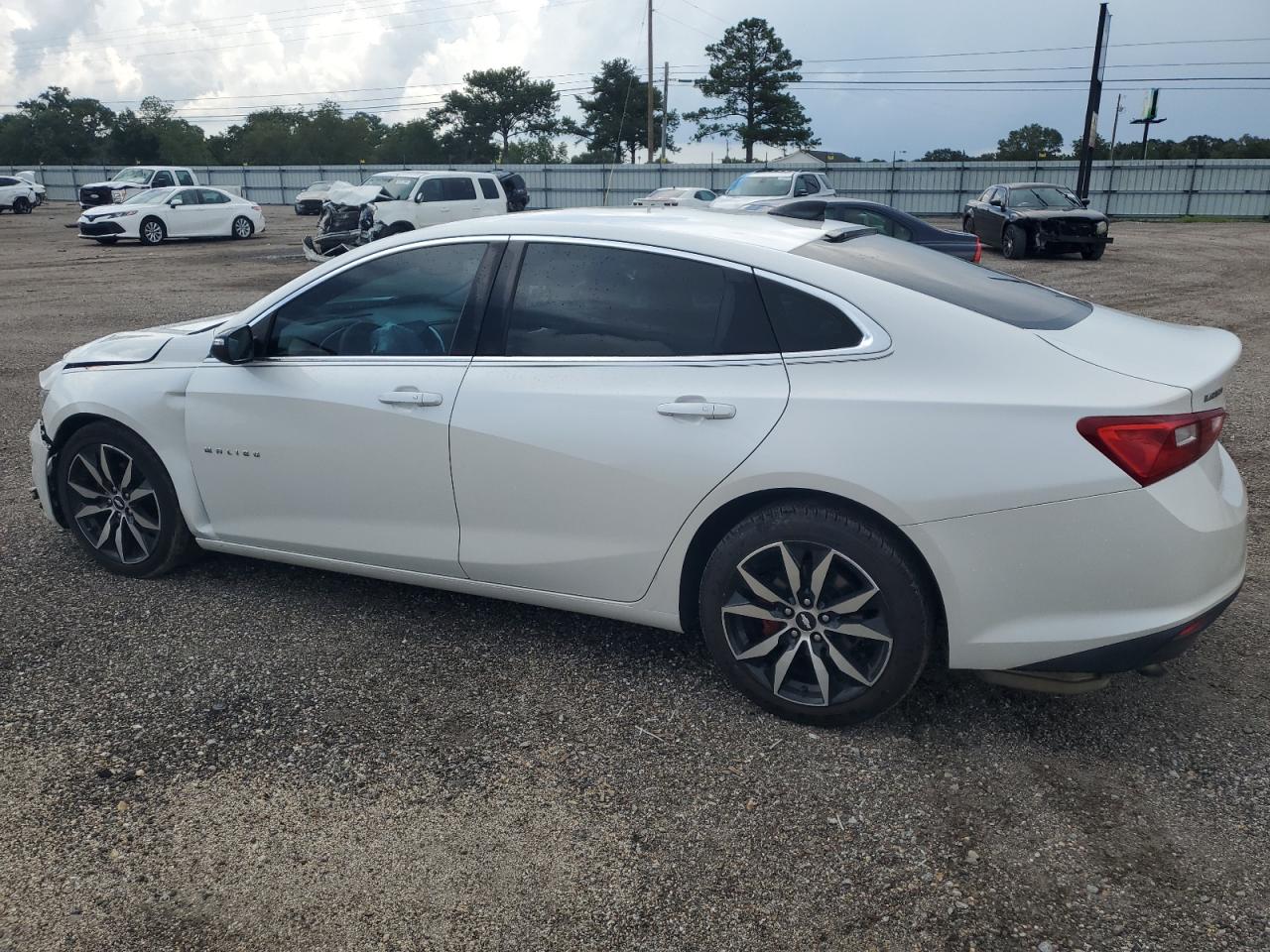 1G1ZE5ST3HF283394 2017 CHEVROLET MALIBU - Image 2