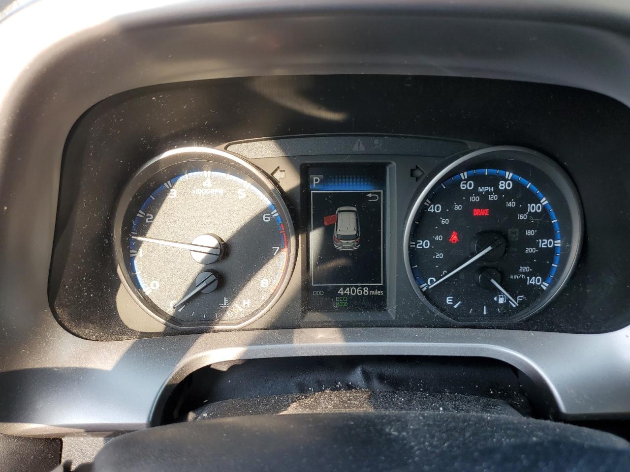 2017 Toyota Rav4 Le VIN: JTMBFREV4HJ140803 Lot: 66102774