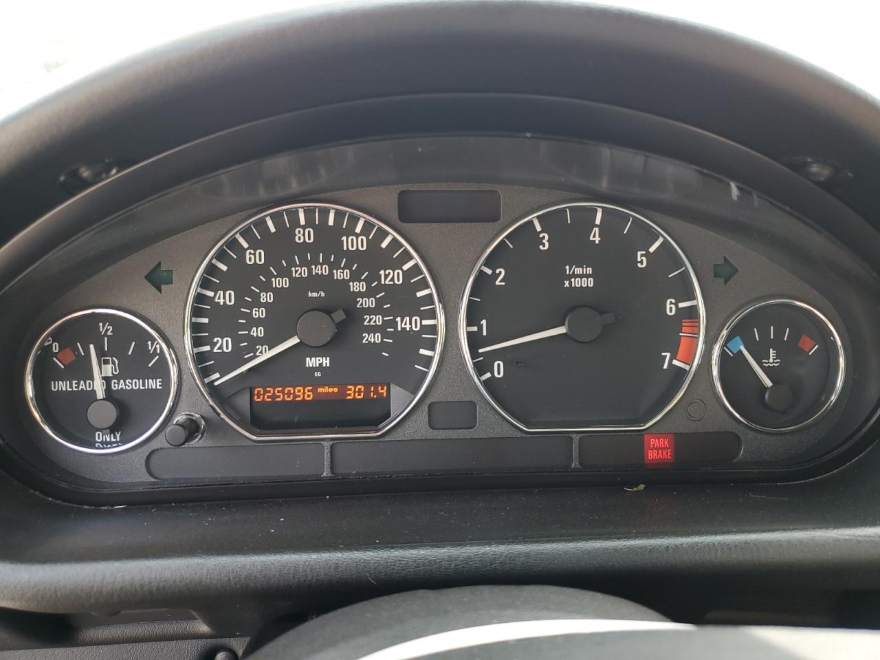 1997 BMW Z3 2.8 VIN: 4USCJ3323VLC04707 Lot: 66770344