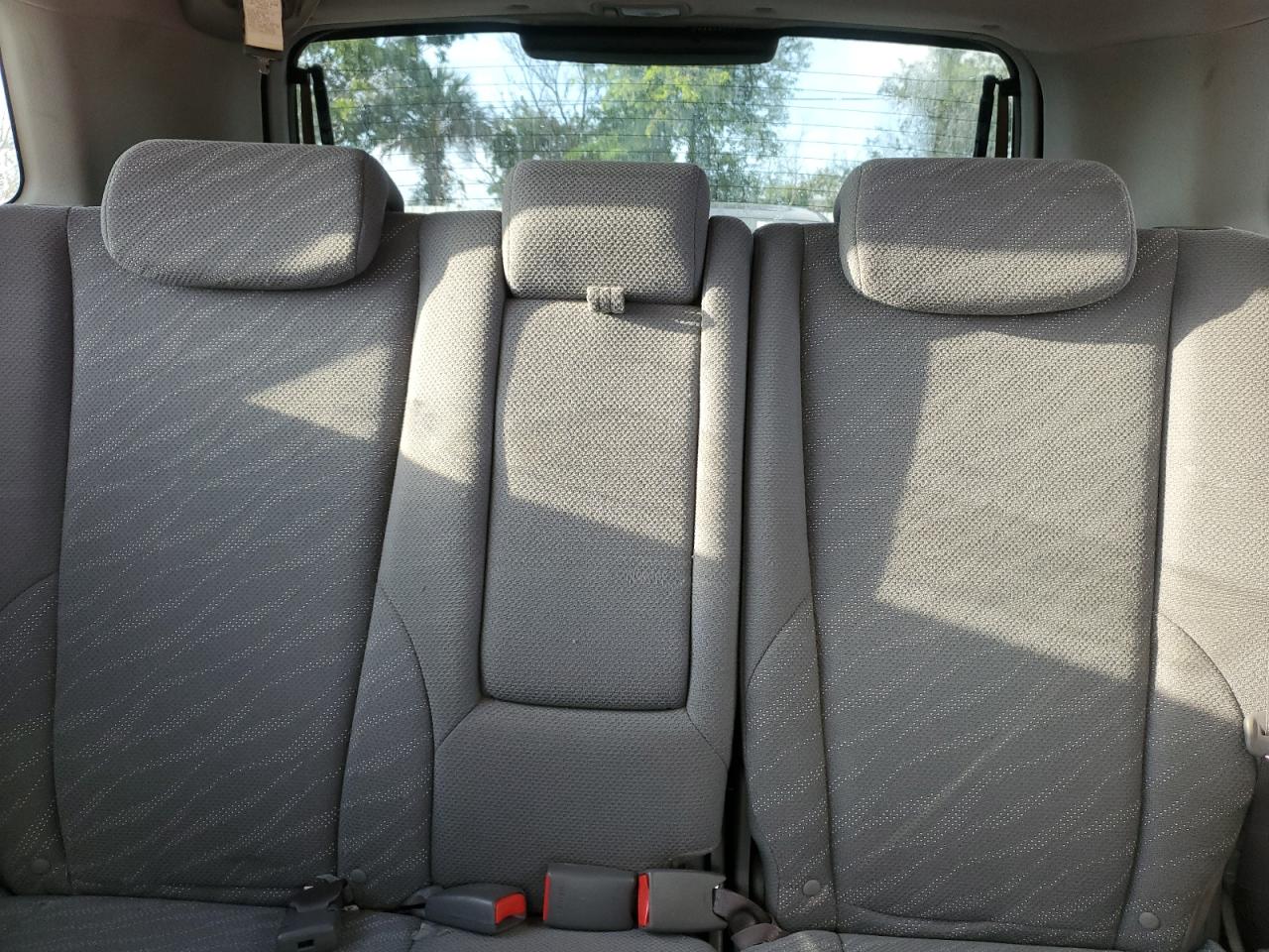 2005 Hyundai Tucson Gl VIN: KM8JM12B95U107105 Lot: 66373104