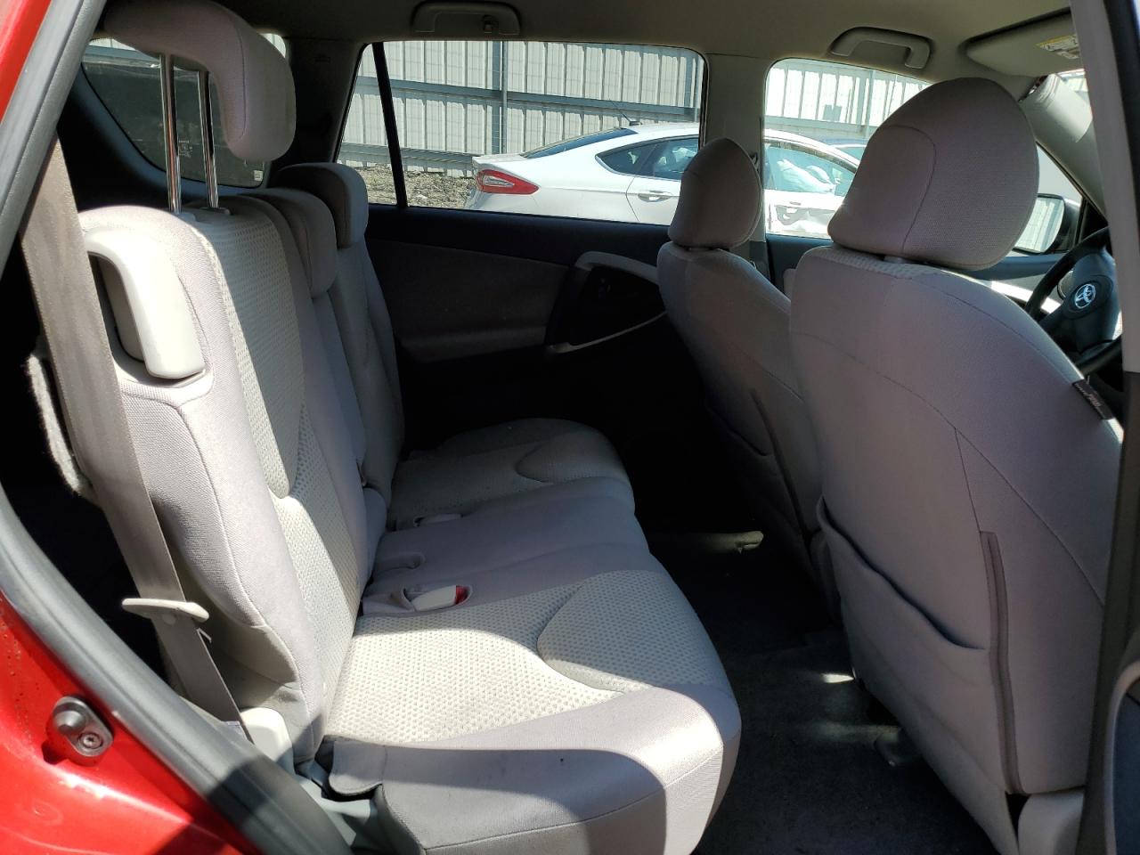 2007 Toyota Rav4 VIN: JTMBD33V676052052 Lot: 69049914