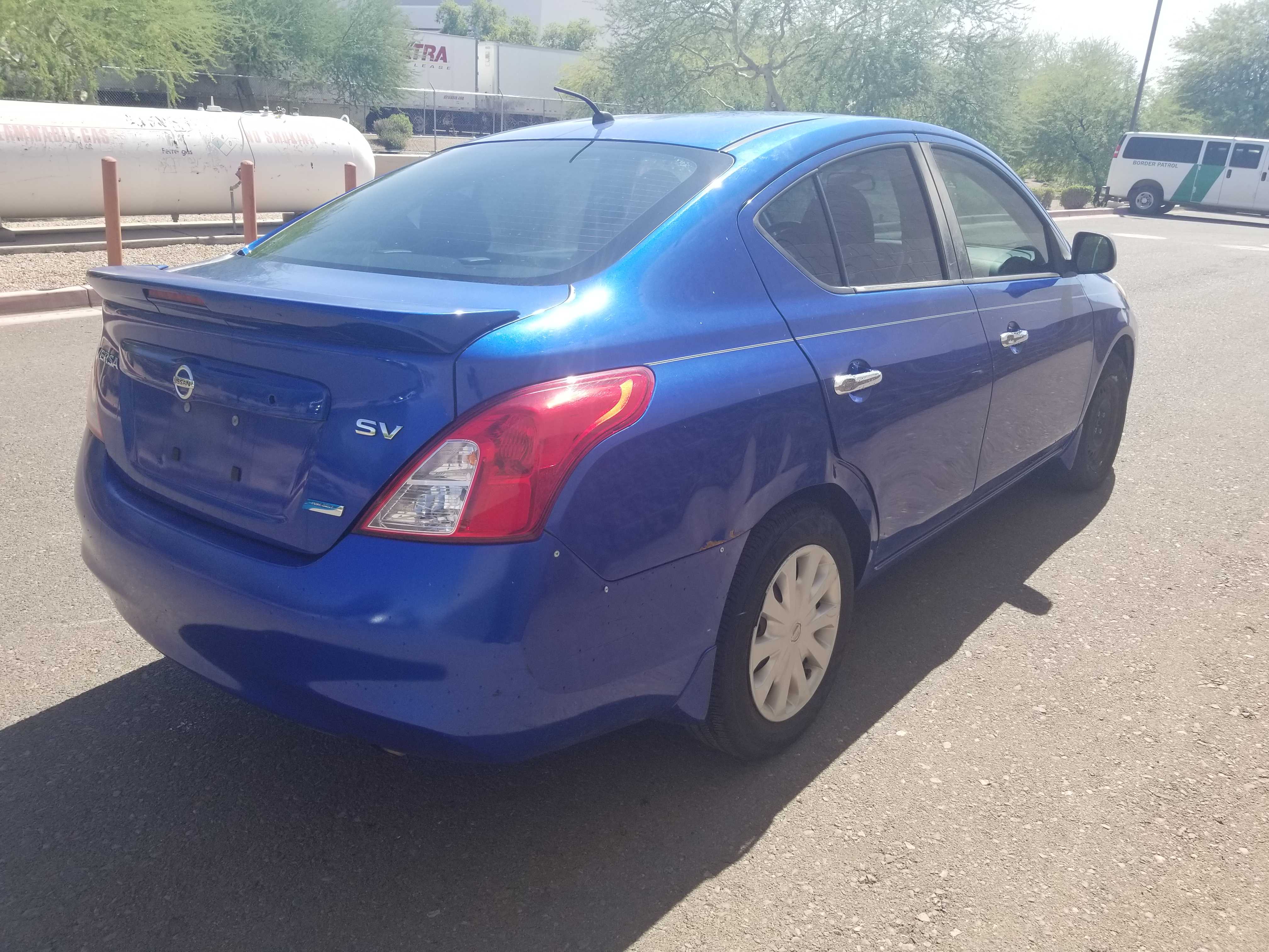 2014 Nissan Versa S vin: 3N1CN7AP1EL808891