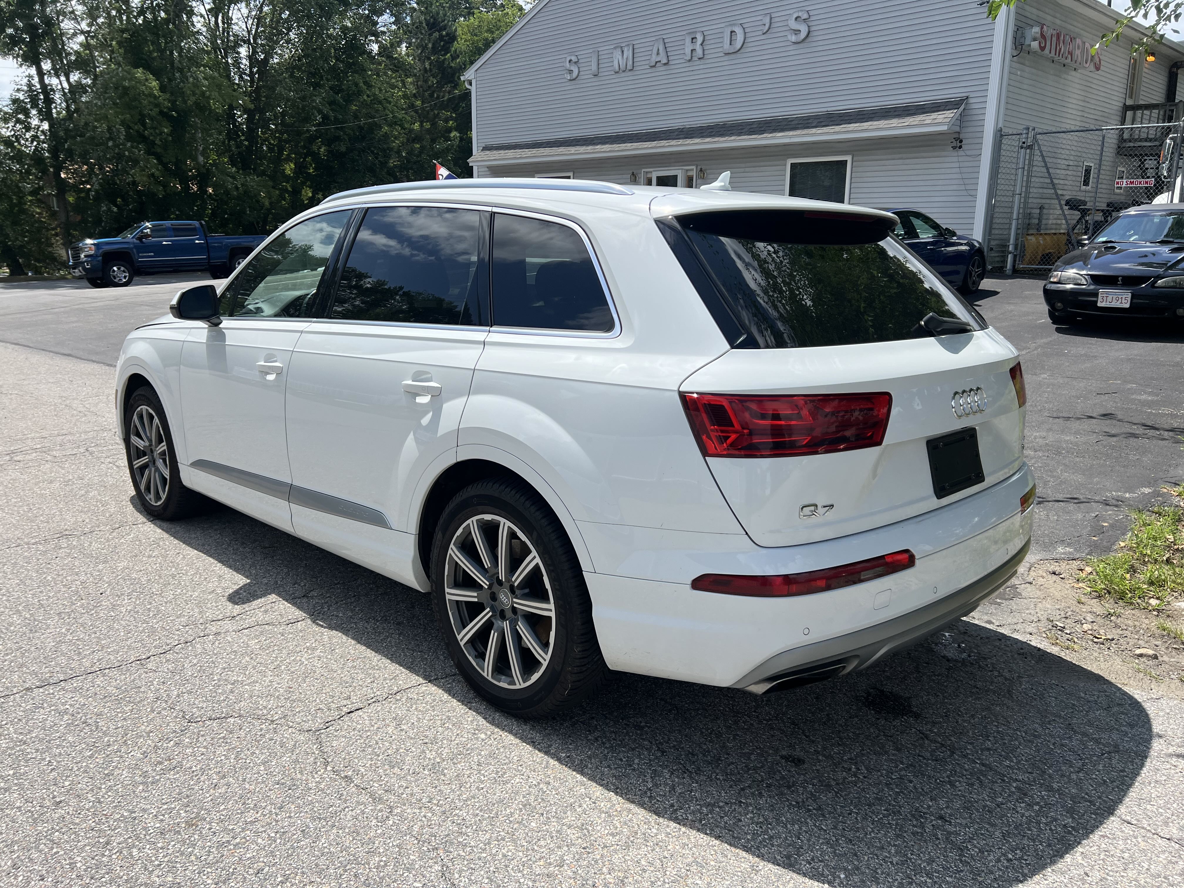 2017 Audi Q7 Prestige vin: WA1VAAF70HD012760