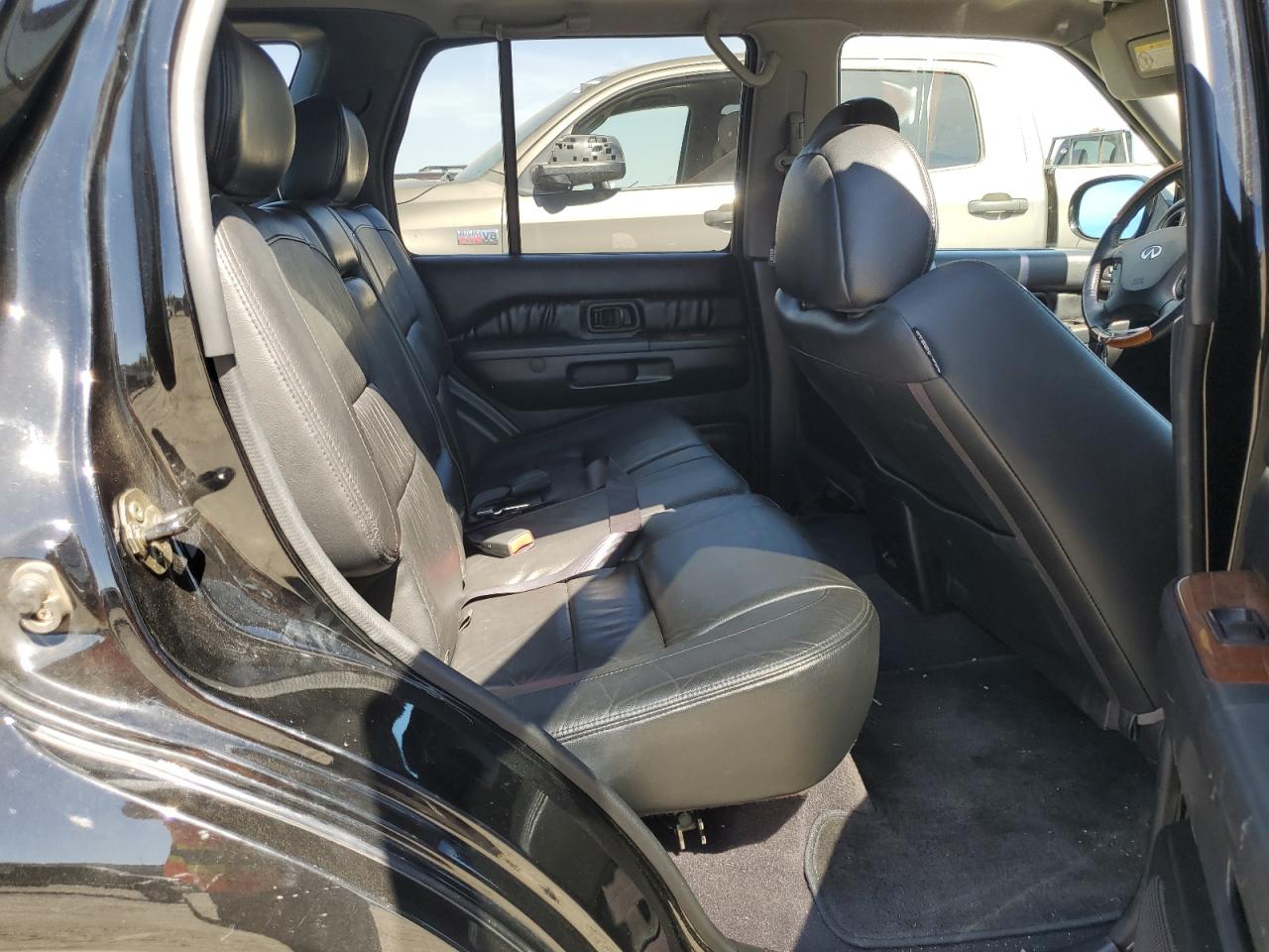 2002 Infiniti Qx4 VIN: JNRDR09Y72W259374 Lot: 64444944