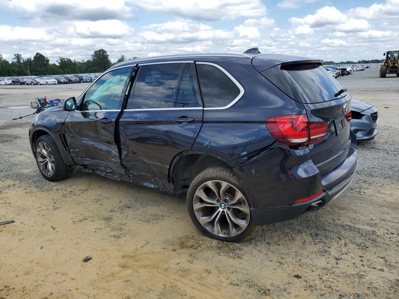 5UXKR2C56J0Z18417 2018 BMW X5 - Image 2