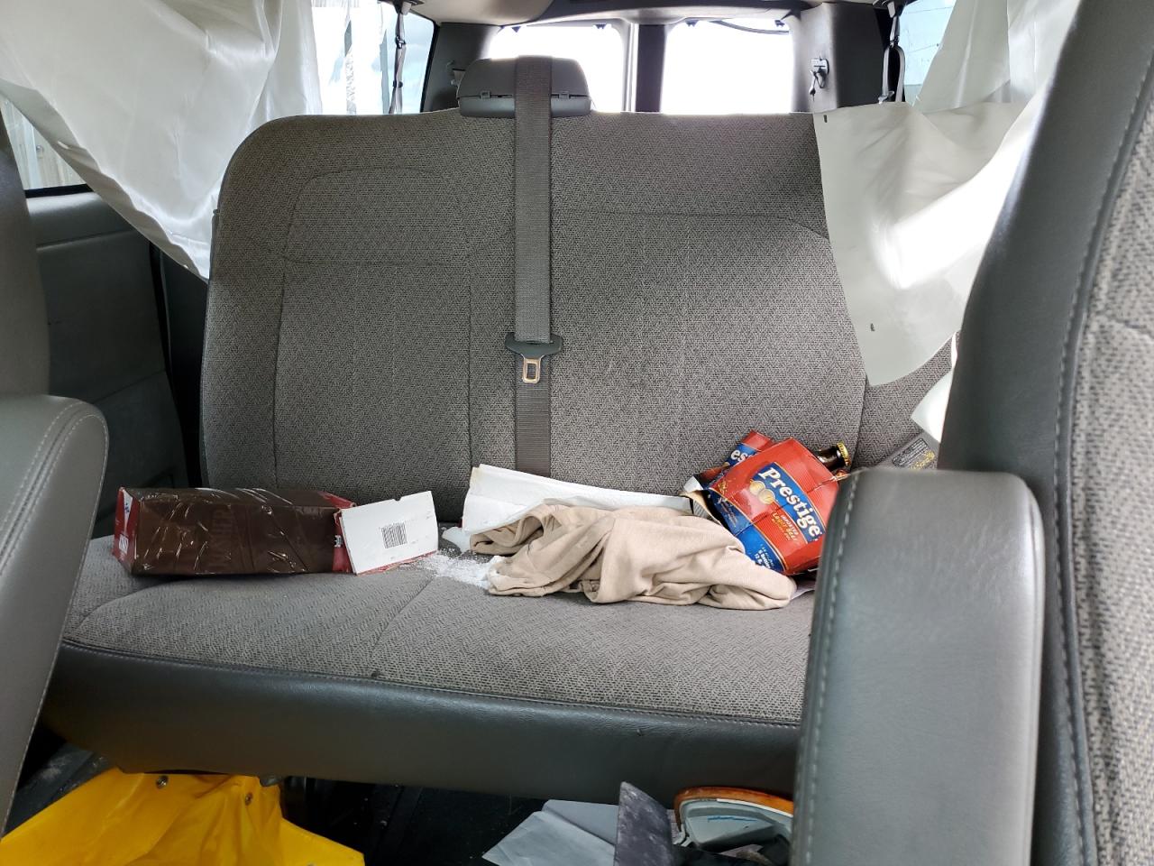 2012 Chevrolet Express - Image 10