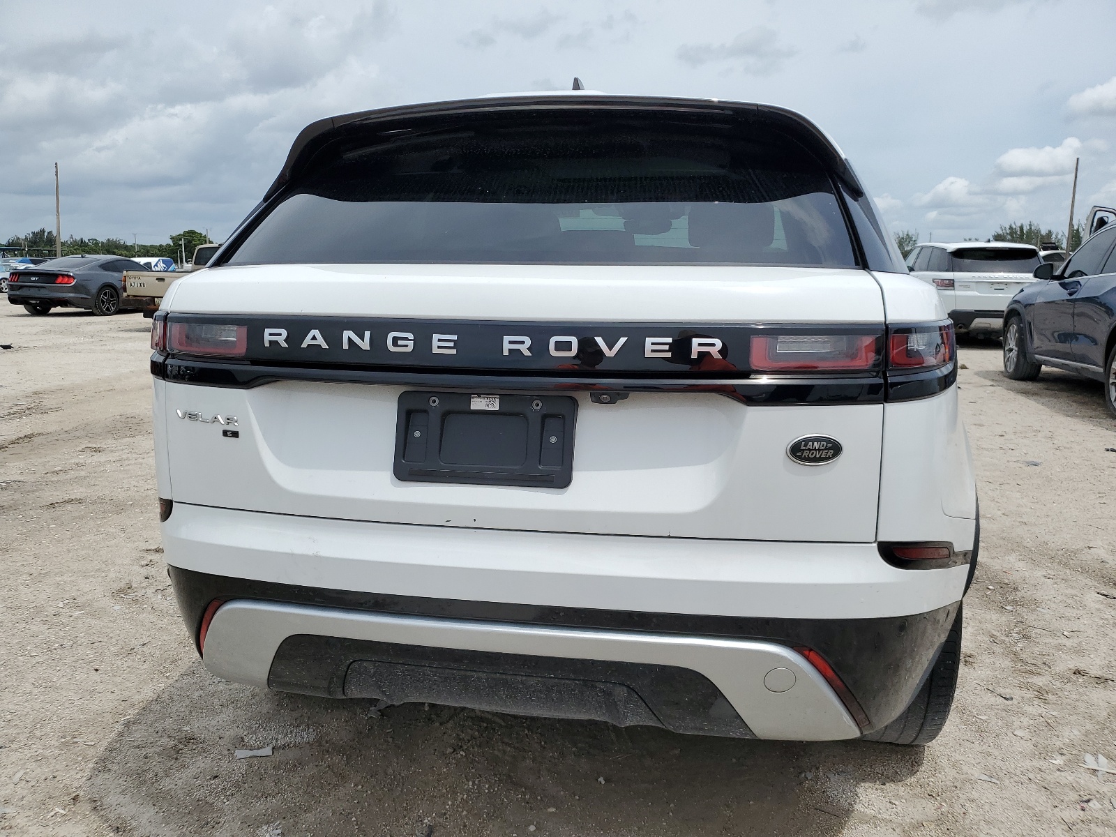 2021 Land Rover Range Rover Velar S vin: SALYJ2EXXMA304625