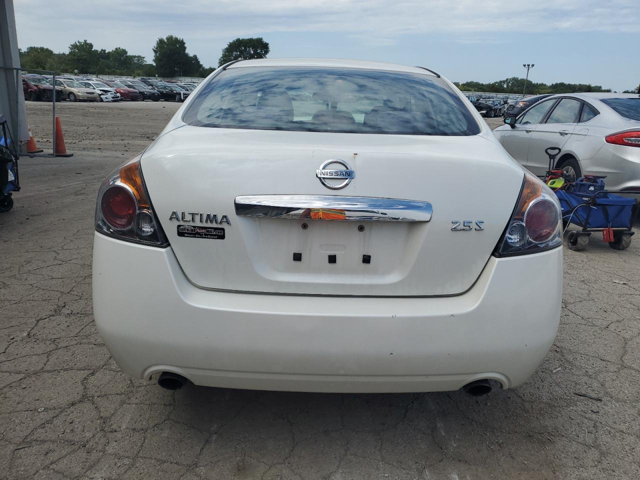 2010 Nissan Altima - Image 6