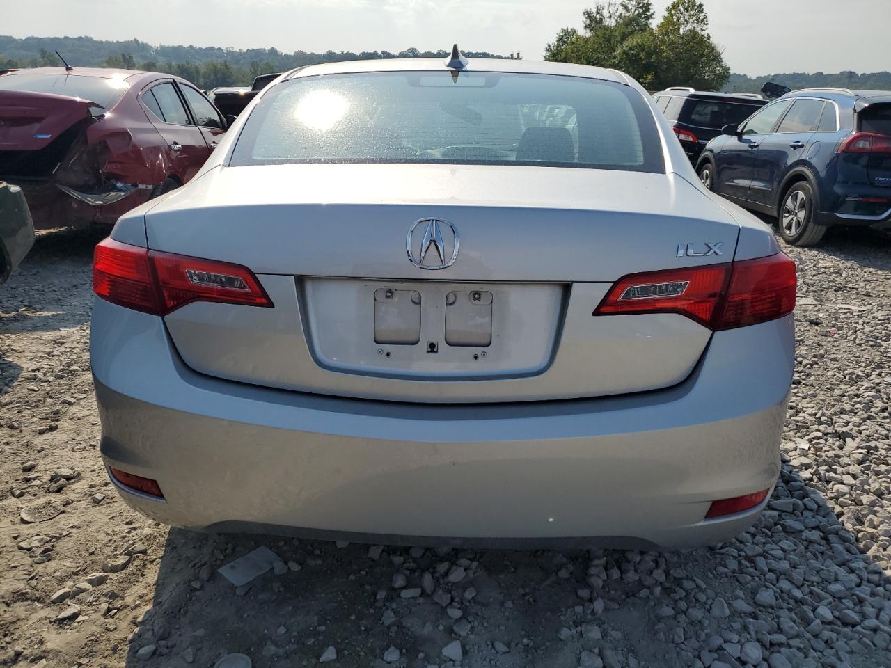 19VDE1F36DE020205 2013 Acura Ilx 20