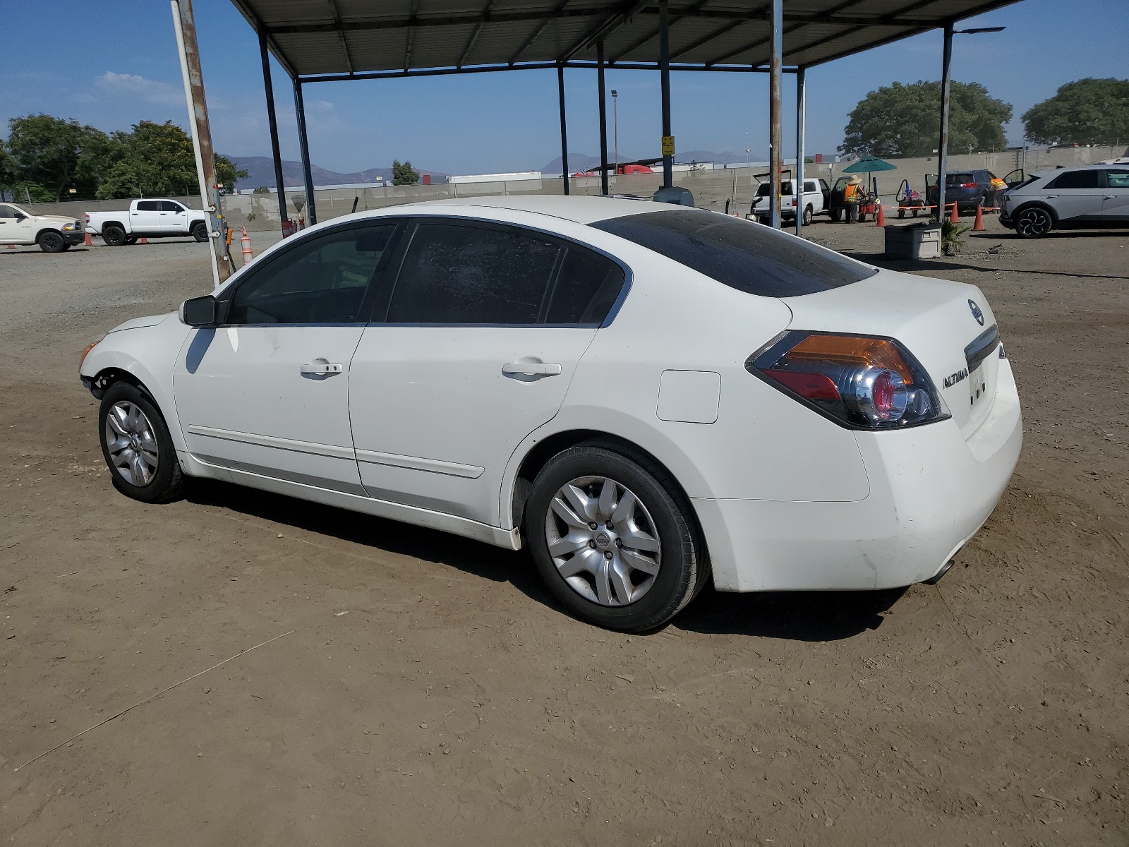 2012 Nissan Altima Base vin: 1N4AL2AP2CN486021