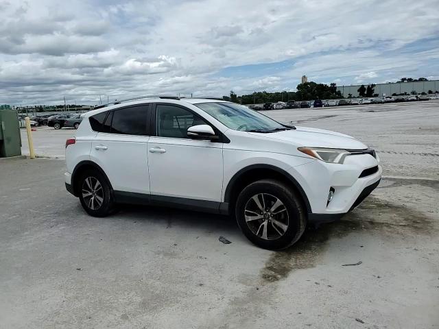 2017 Toyota Rav4 Xle VIN: 2T3WFREV5HW384656 Lot: 66211774