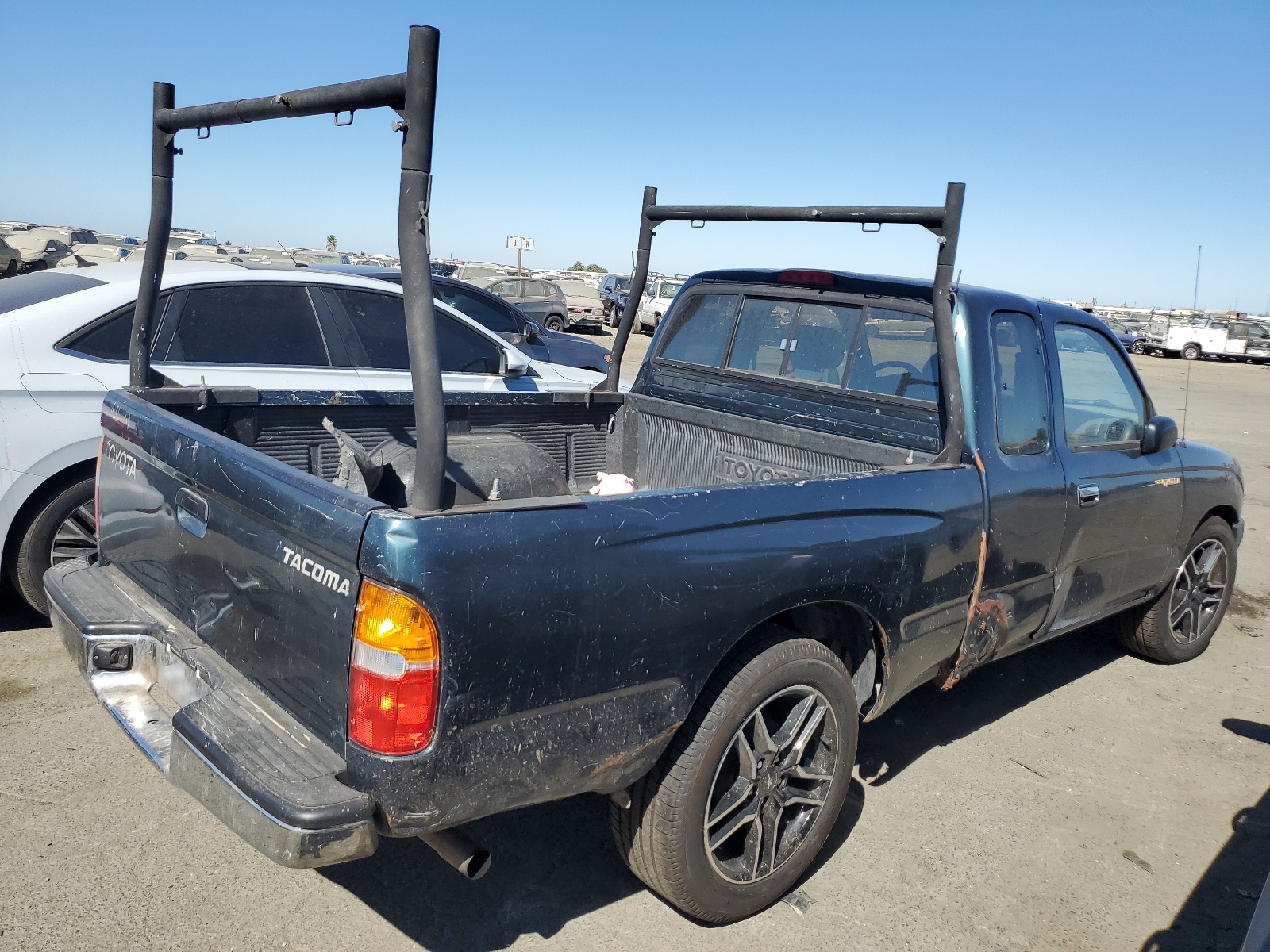 4TAVL52N0WZ035611 1998 Toyota Tacoma Xtracab