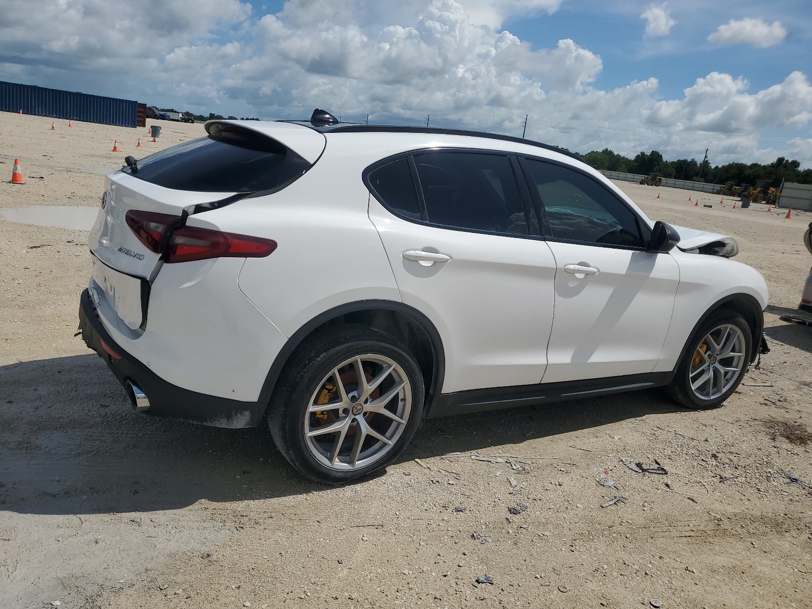 2019 Alfa Romeo Stelvio Ti vin: ZASPAKBN4K7C50293