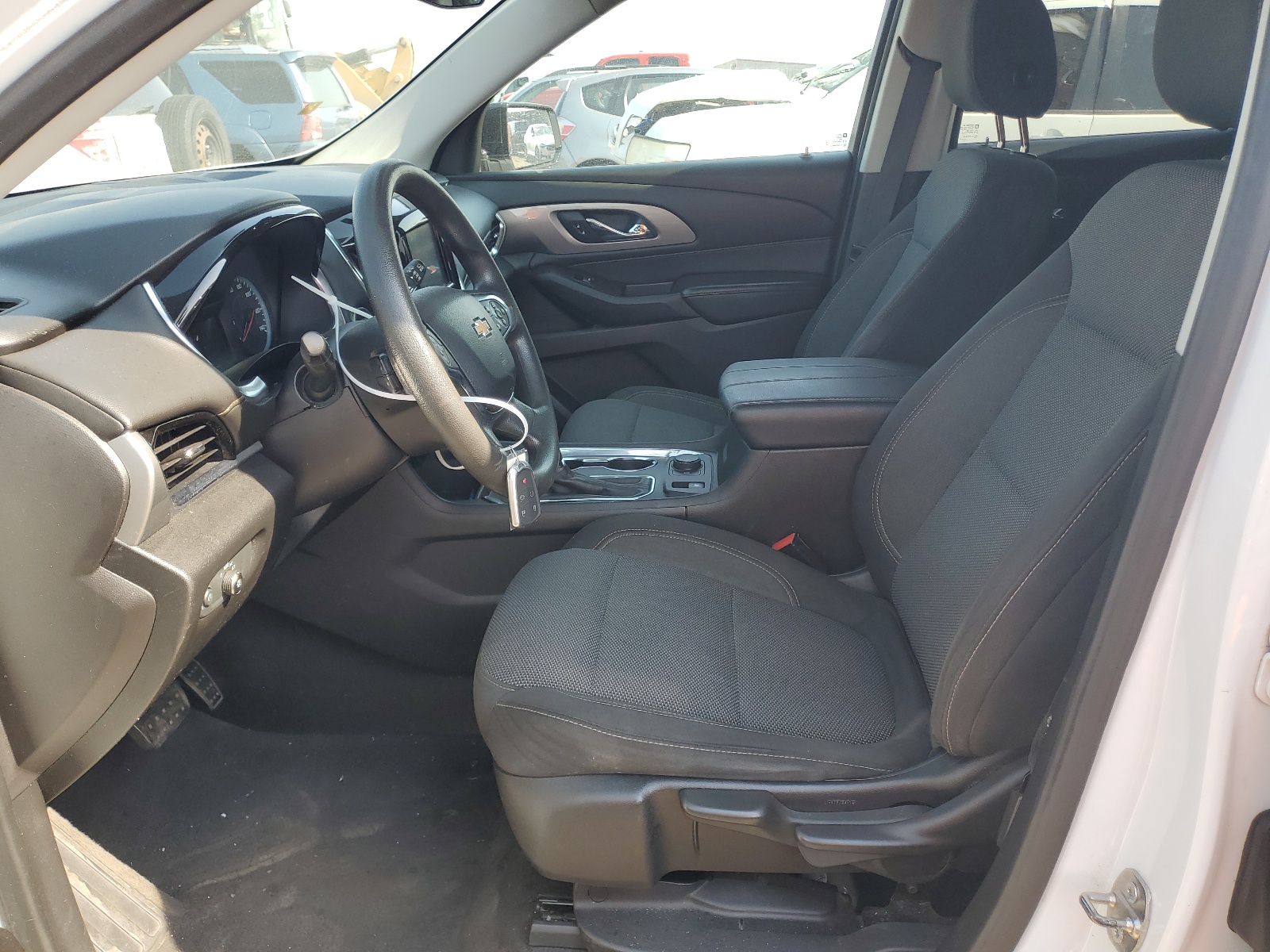 1GNERFKW3KJ156361 2019 Chevrolet Traverse Ls