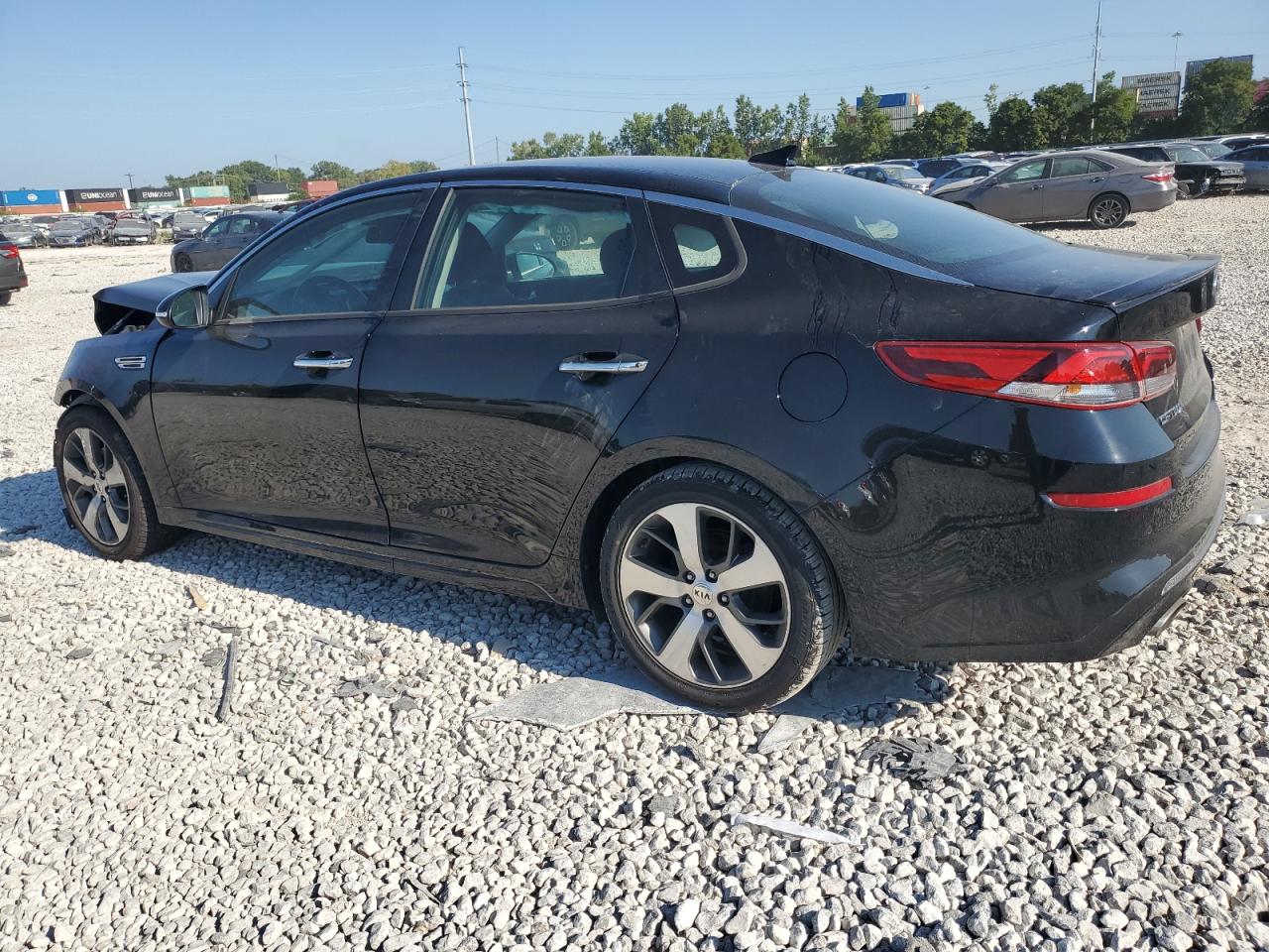 5XXGT4L37LG404693 2020 KIA OPTIMA - Image 2