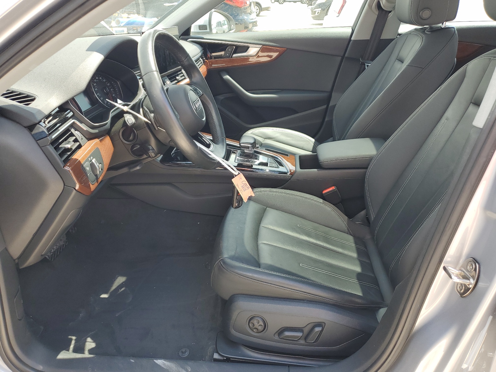 WAUABAF44MA018318 2021 Audi A4 Premium 40