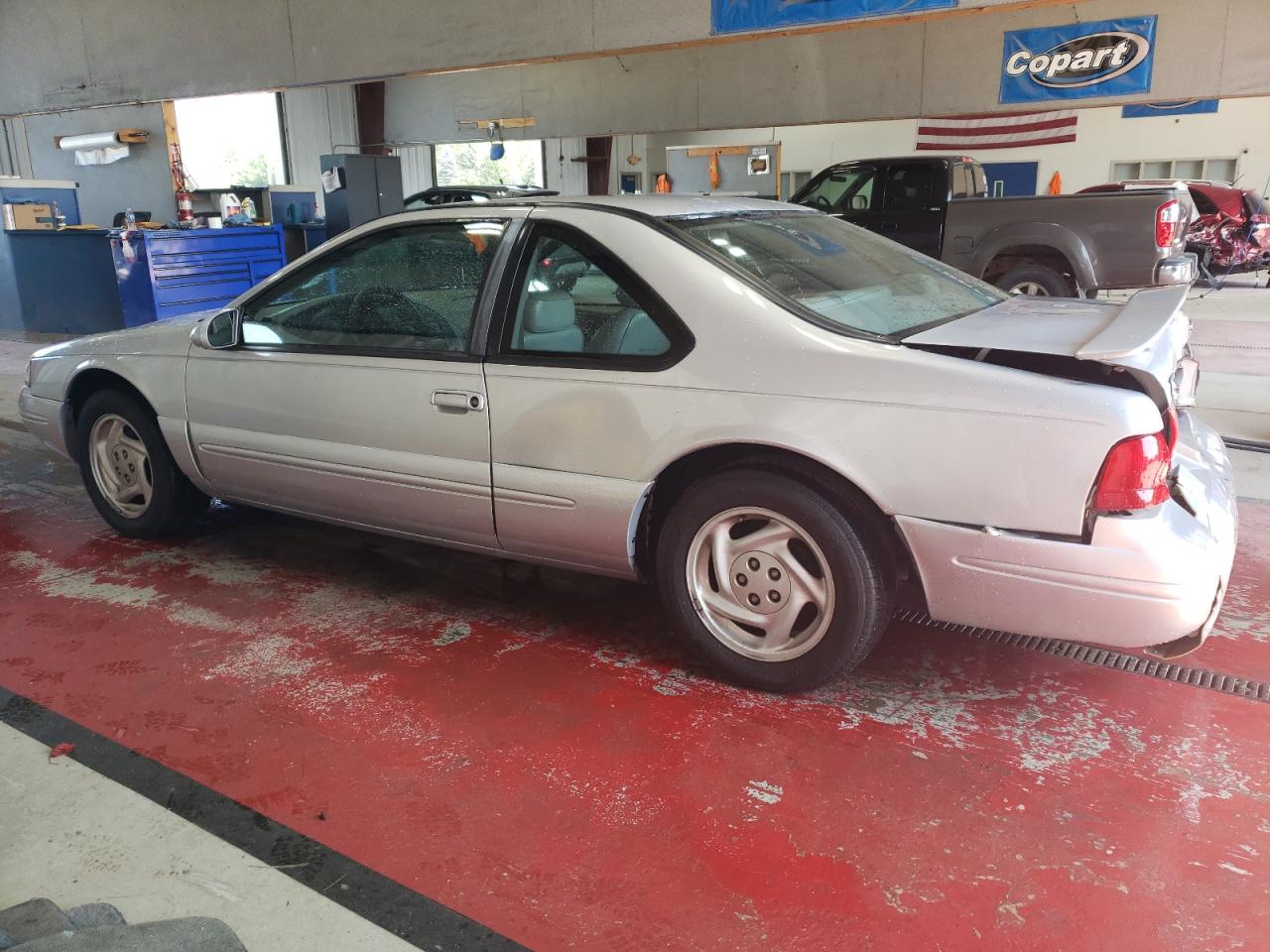 1997 Ford Thunderbird Lx VIN: 1FALP62W3VH168551 Lot: 67056344