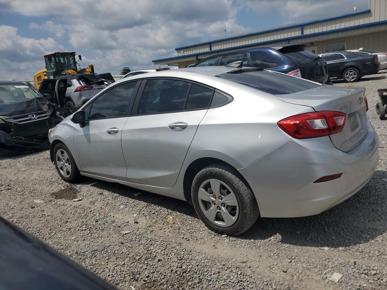 VIN 1G1BC5SM8G7296621 2016 CHEVROLET CRUZE no.2