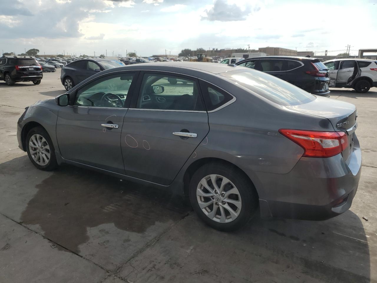 VIN 3N1AB7AP4JL621817 2018 NISSAN SENTRA no.2