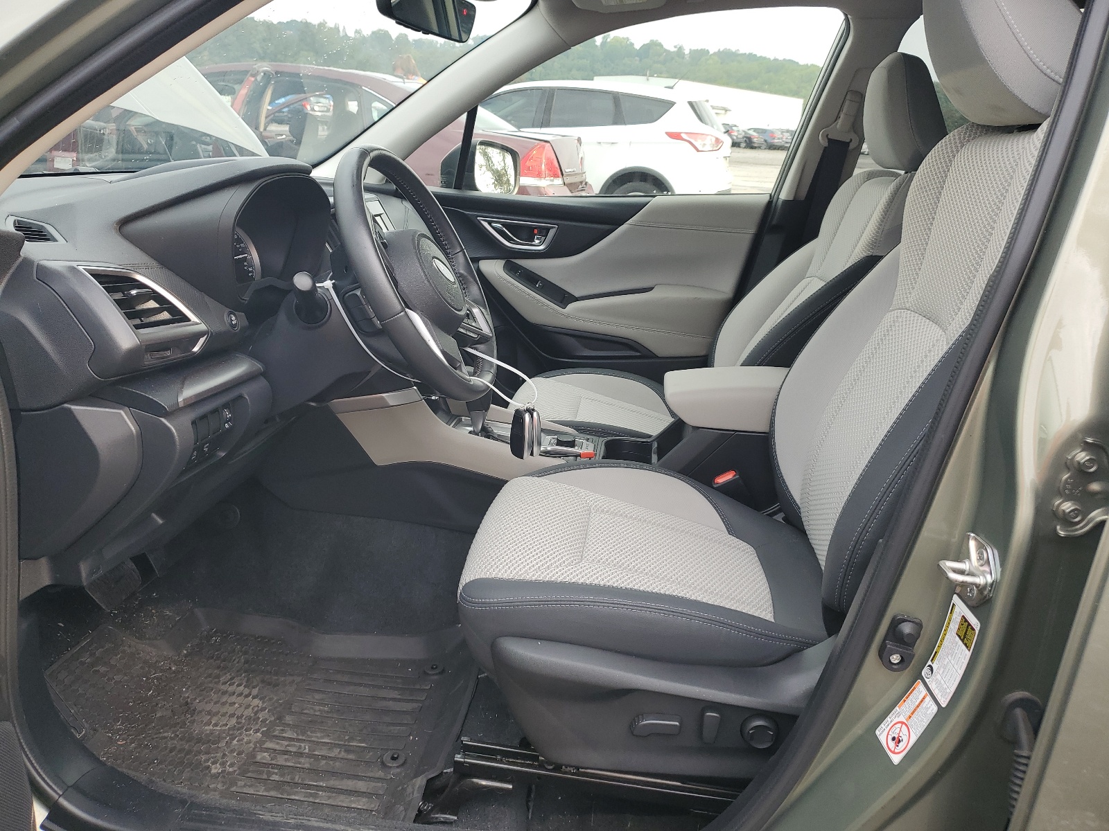 JF2SKAJC9LH416699 2020 Subaru Forester Premium