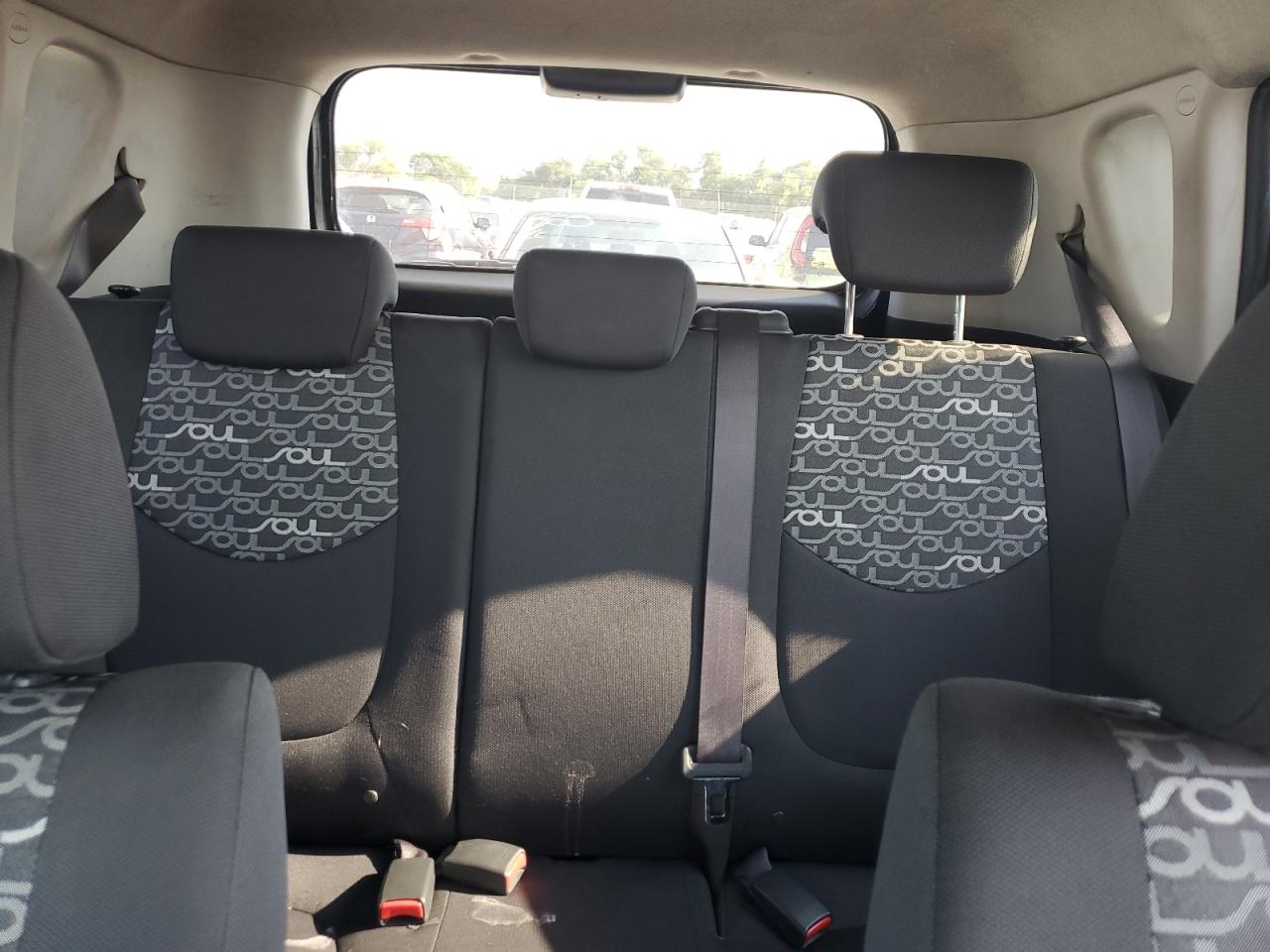 2010 Kia Soul + VIN: KNDJT2A25A7125169 Lot: 66443934