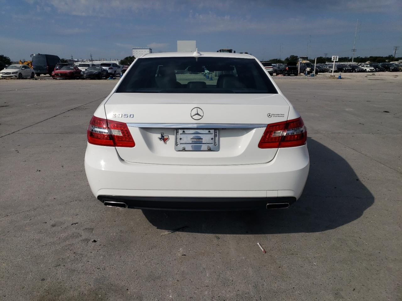 2013 Mercedes-Benz E 350 VIN: WDDHF5KB5DA690816 Lot: 68797044