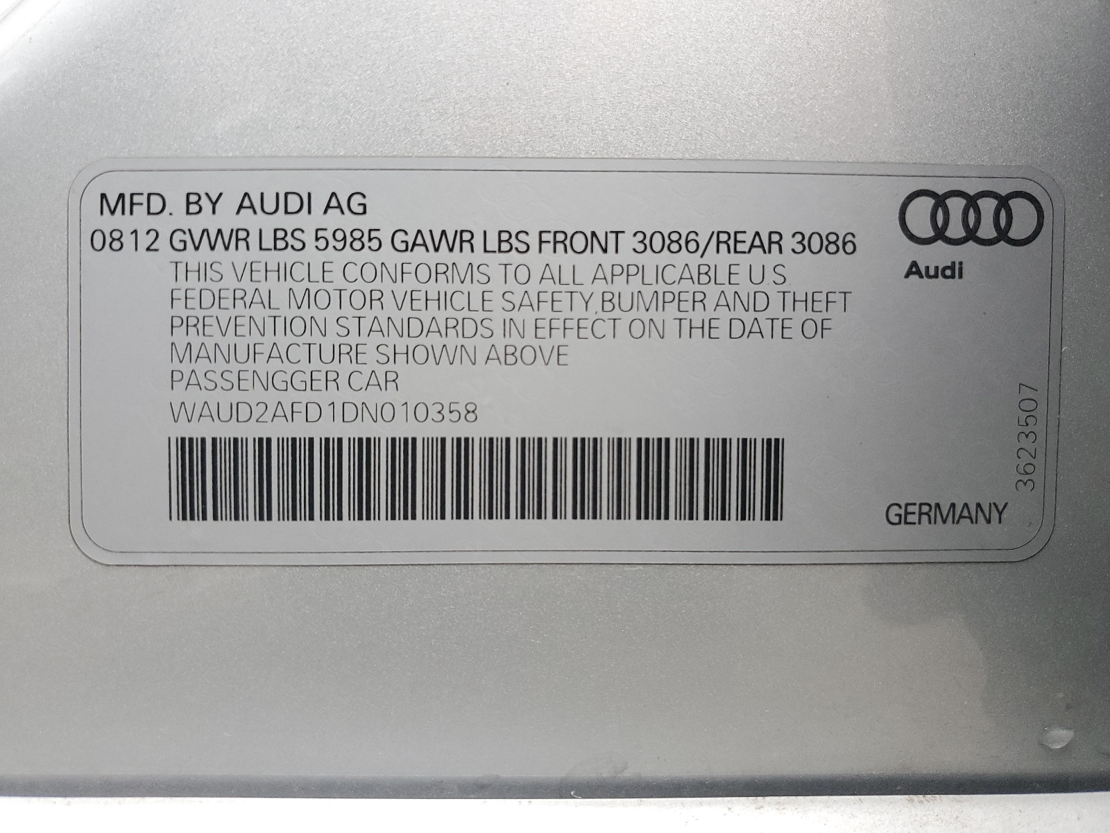 WAUD2AFD1DN010358 2013 Audi S8 Quattro