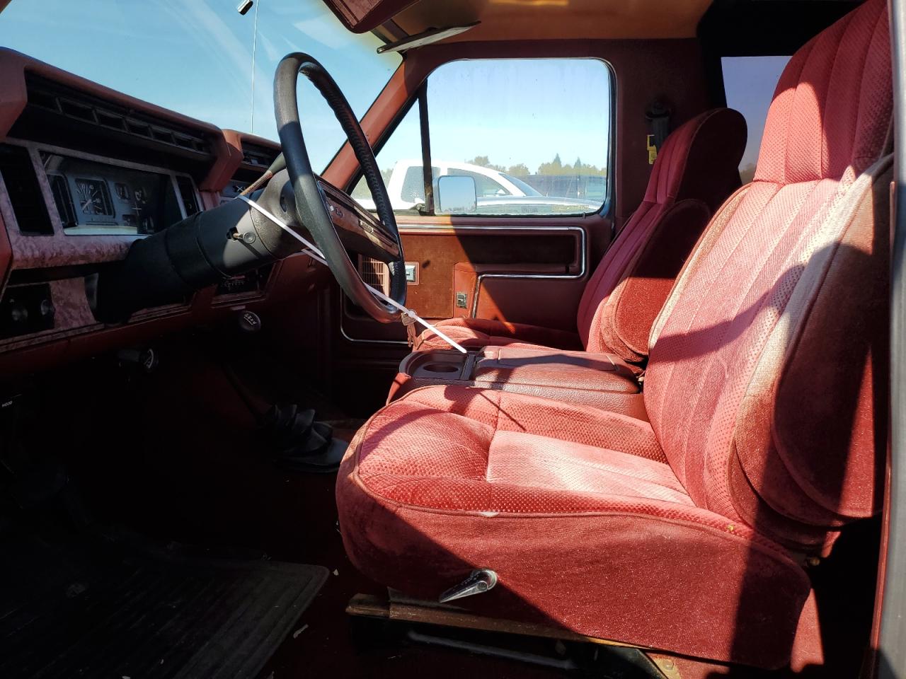 1FMDU15N4FLA81975 1985 Ford Bronco U100