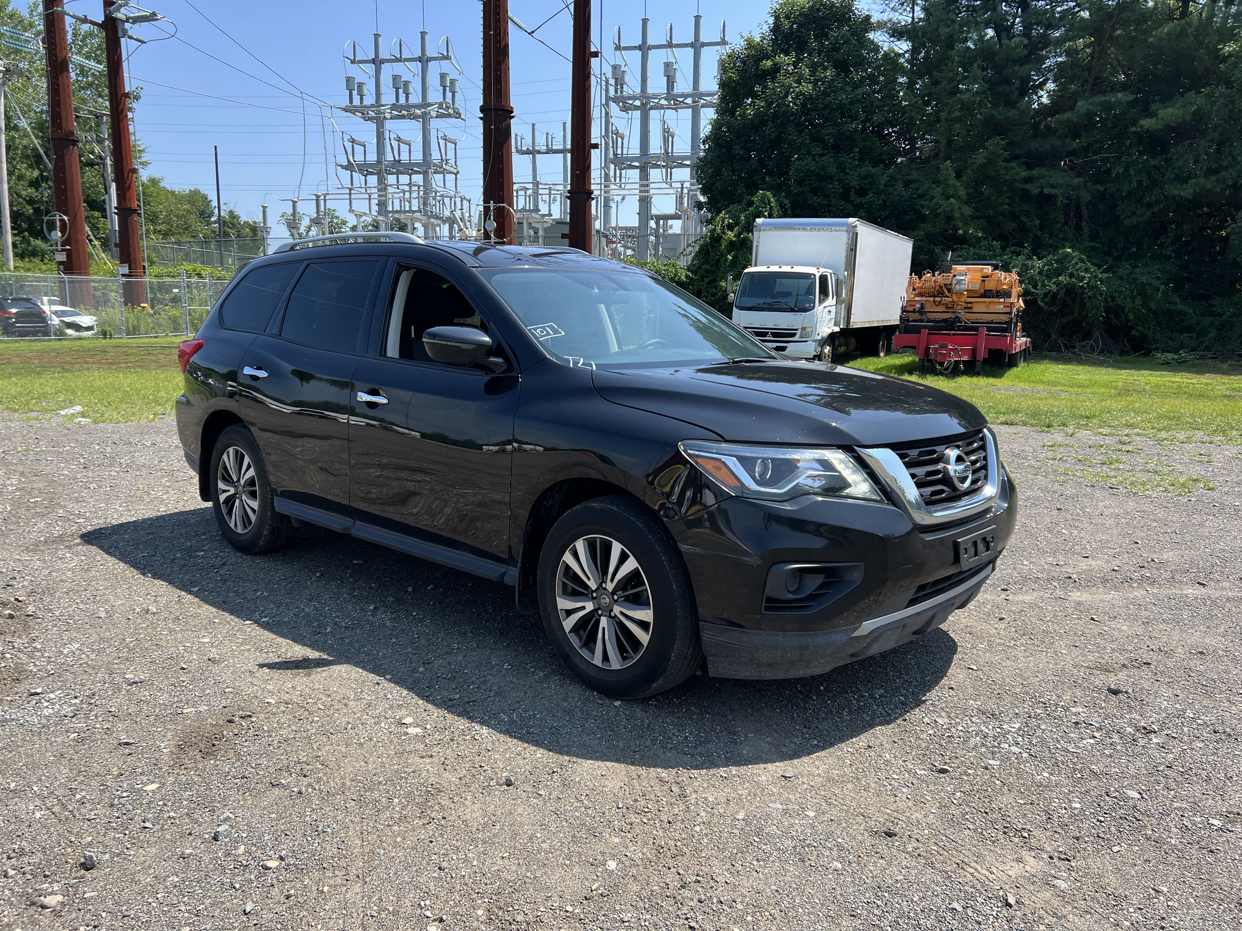 2017 Nissan Pathfinder S vin: 5N1DR2MMXHC911104