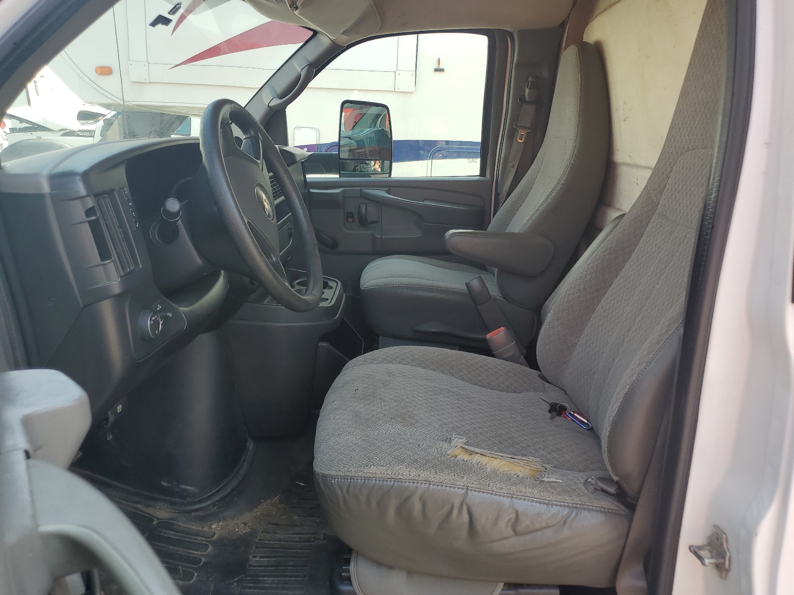 1GB0G3BA6B1183926 2011 Chevrolet Express G3500