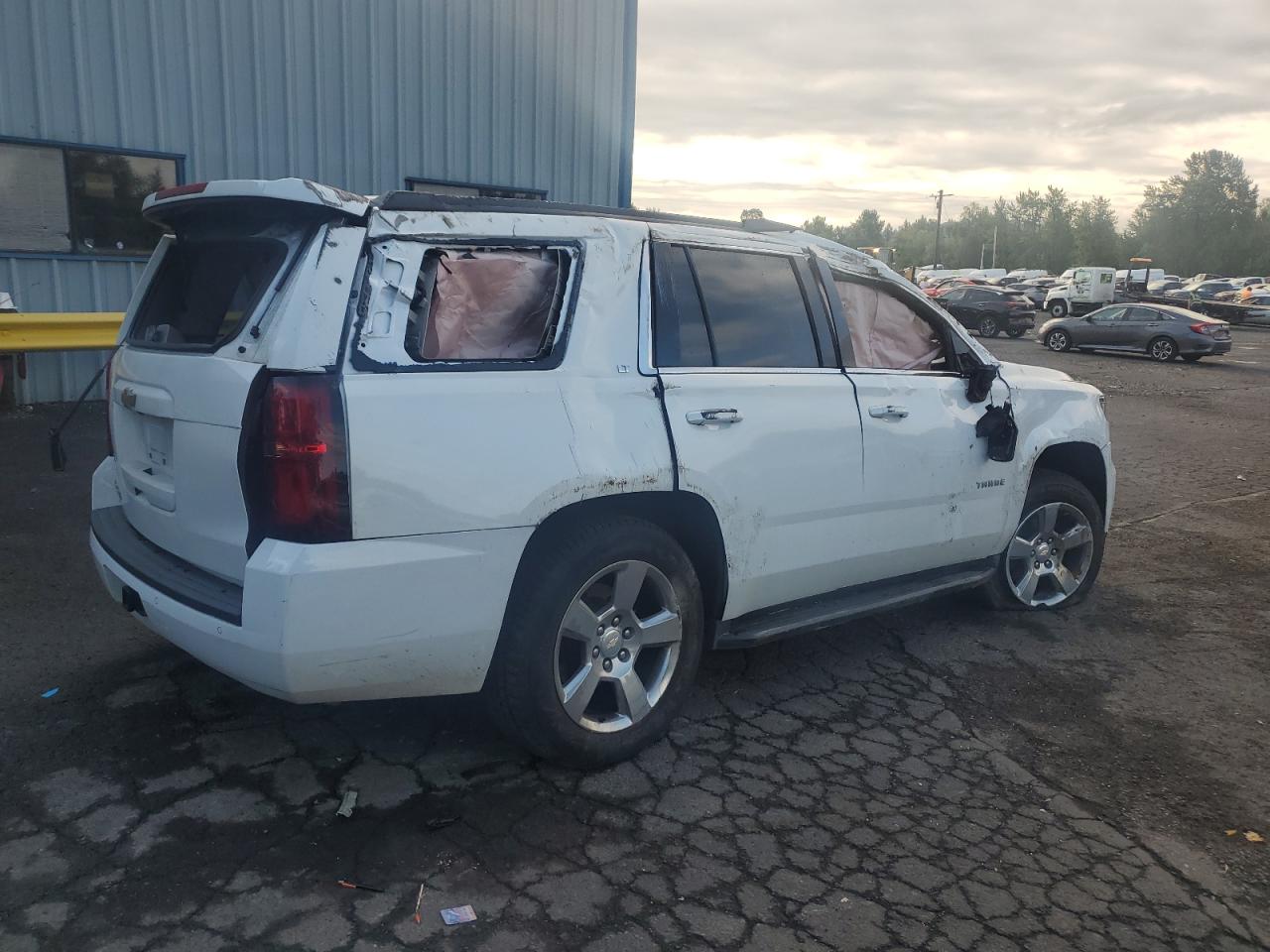 2020 Chevrolet Tahoe - Image 3