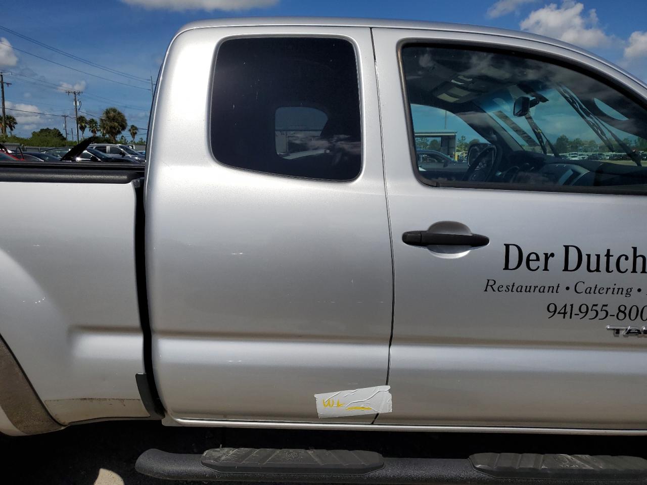 2011 Toyota Tacoma Prerunner Access Cab VIN: 5TFTX4GN0BX004819 Lot: 69788754