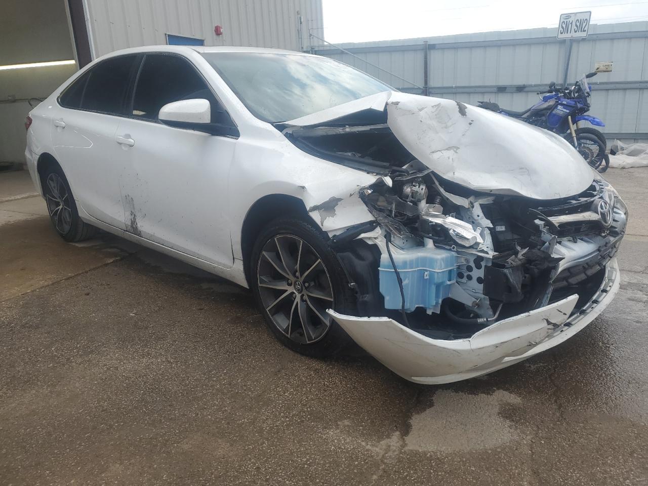 2017 Toyota Camry - Image 4