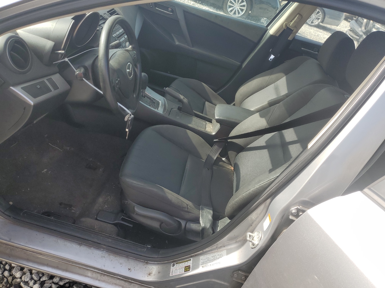 JM1BL1VF9B1442002 2011 Mazda 3 I