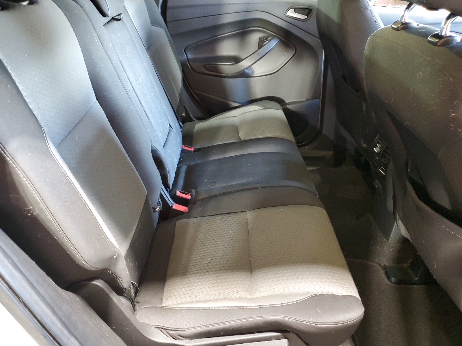 1FMCU9G97HUA95361 2017 Ford Escape Se