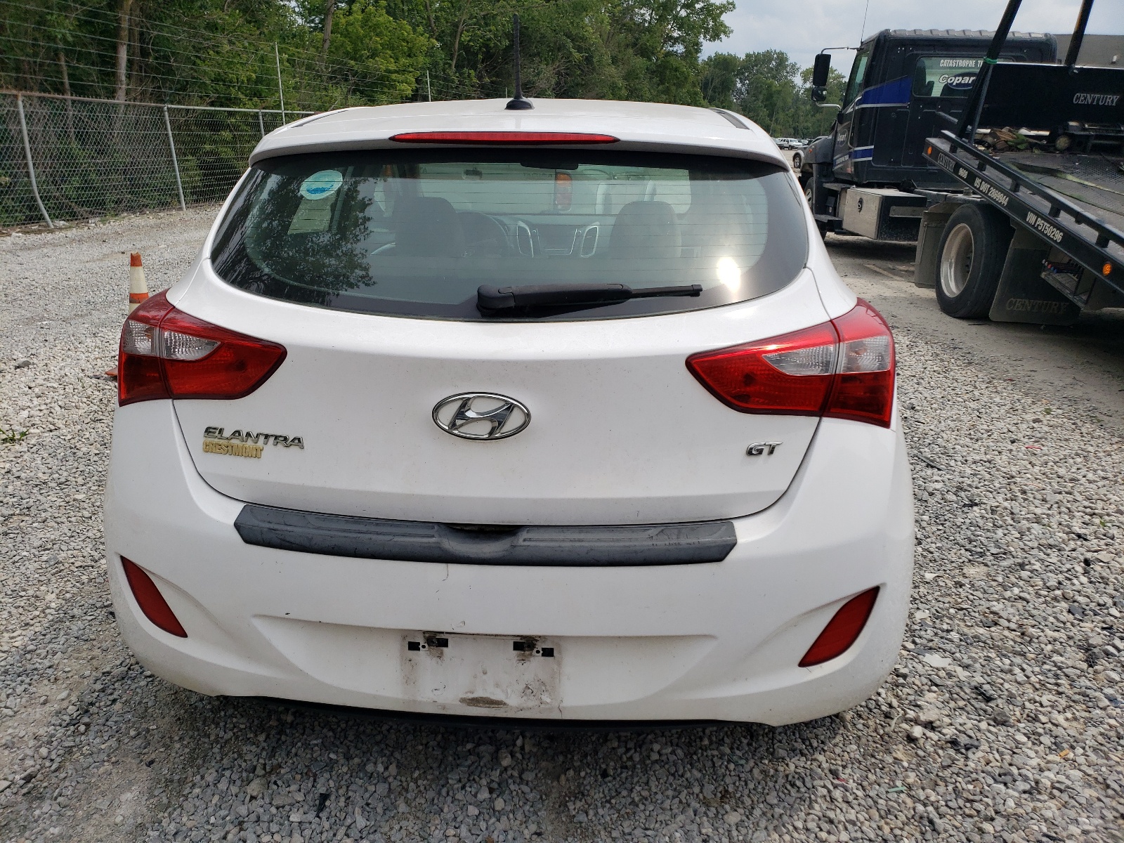 2016 Hyundai Elantra Gt vin: KMHD35LH1GU270165