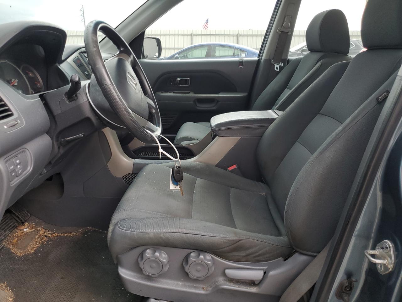 2006 Honda Pilot Lx VIN: 5FNYF28126B037782 Lot: 67214664