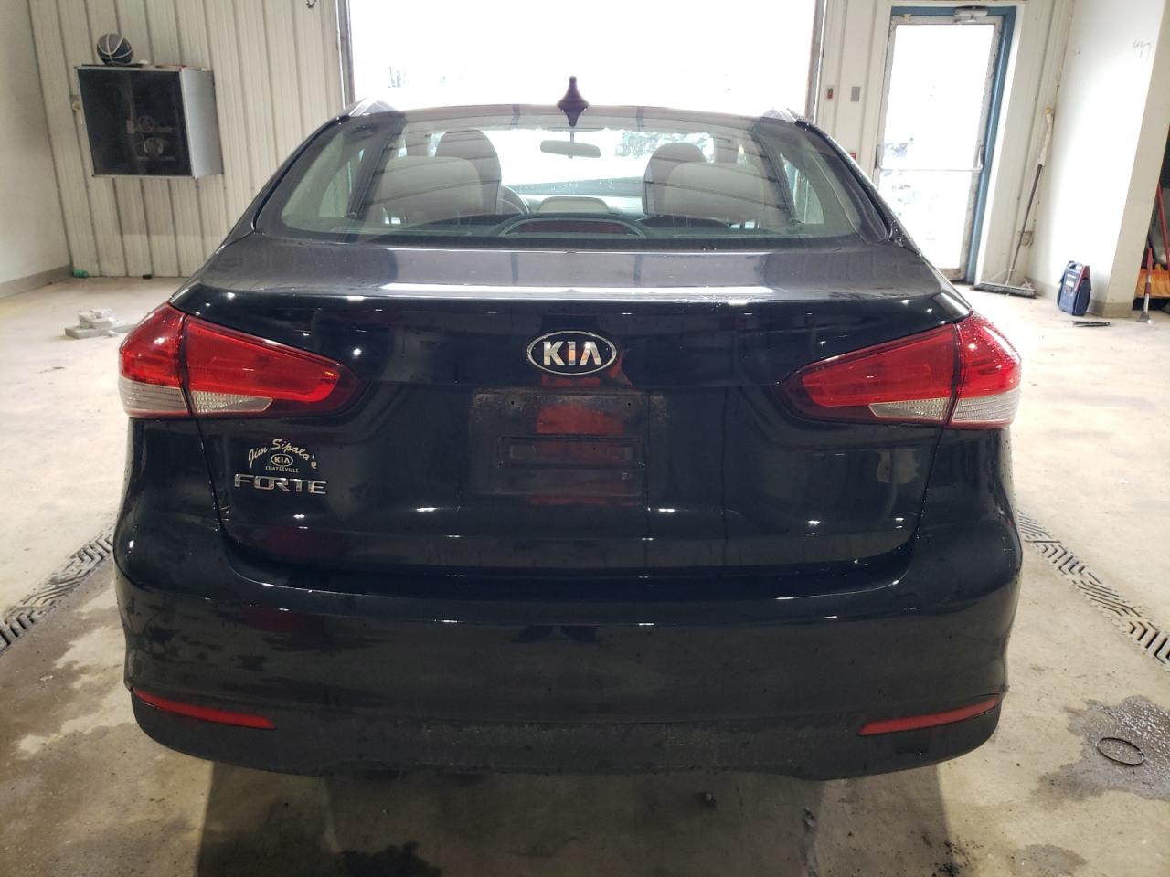 2017 Kia Forte Lx VIN: 3KPFK4A79HE127842 Lot: 66577494